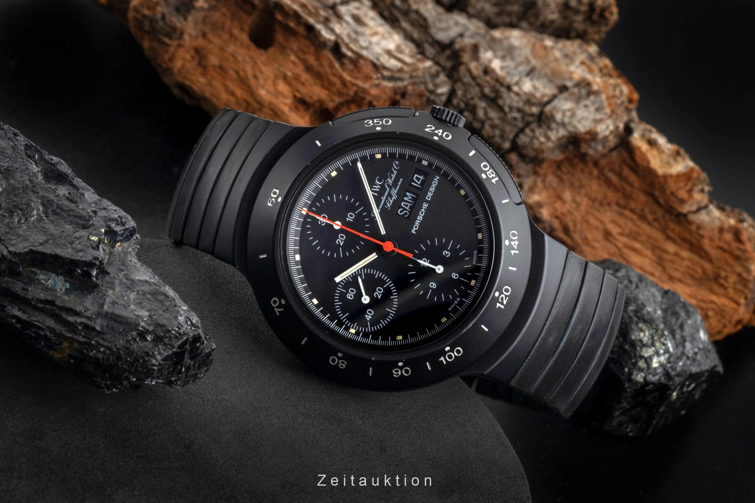 IWC Porsche Design chronograph aluminium automatic men's watch IW3701  [2506860] - Image 3
