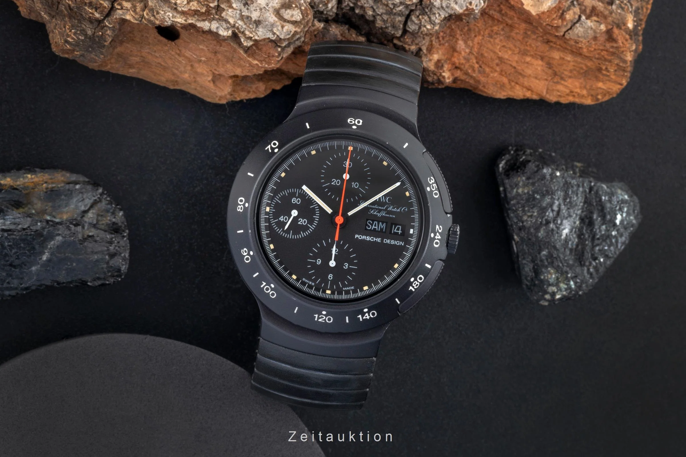 IWC Porsche Design chronograph aluminium automatic men's watch IW3701  [2506860] - Image 4