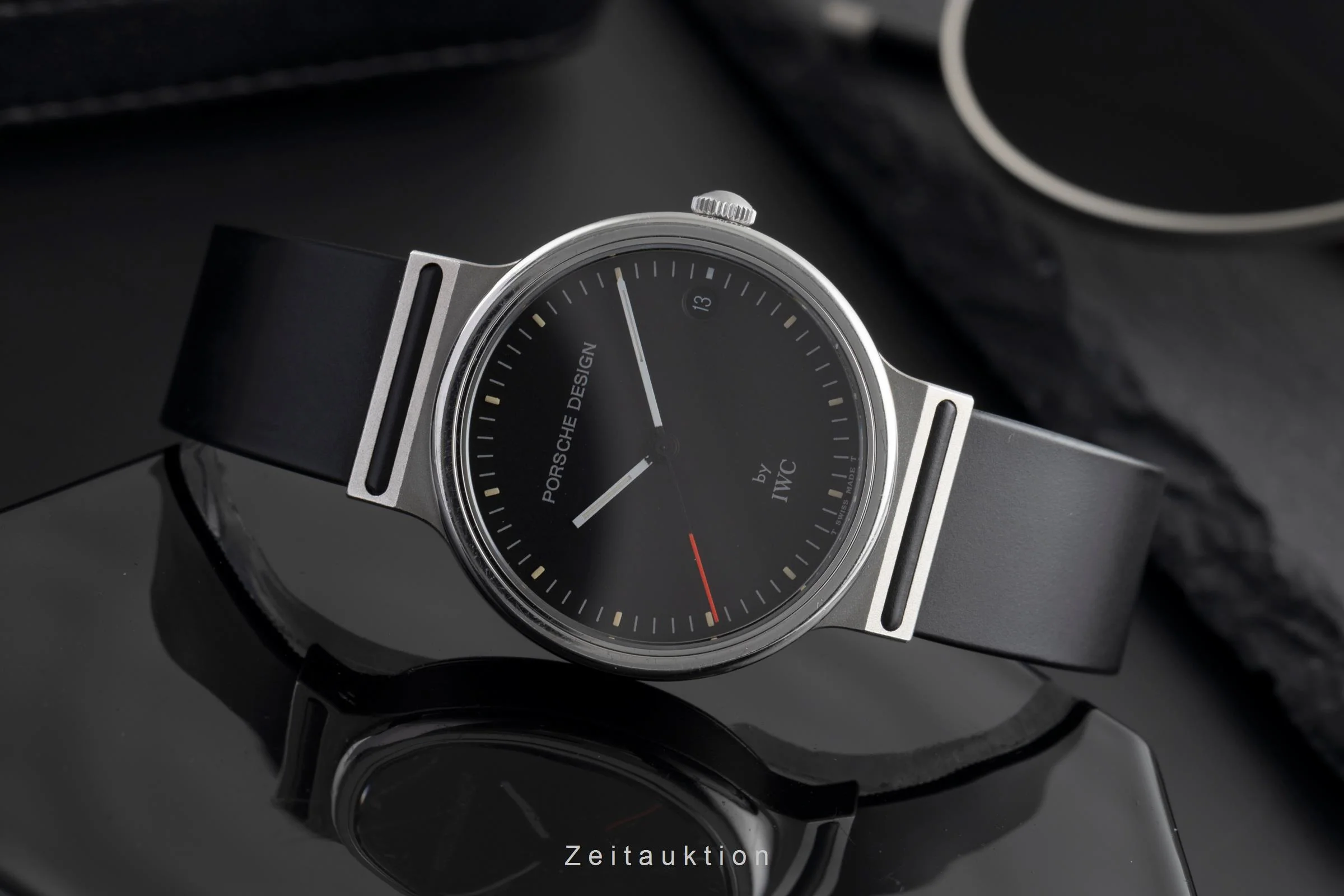 IWC Porsche Design steel quartz unisex IW332001  [2504444] - Image 3