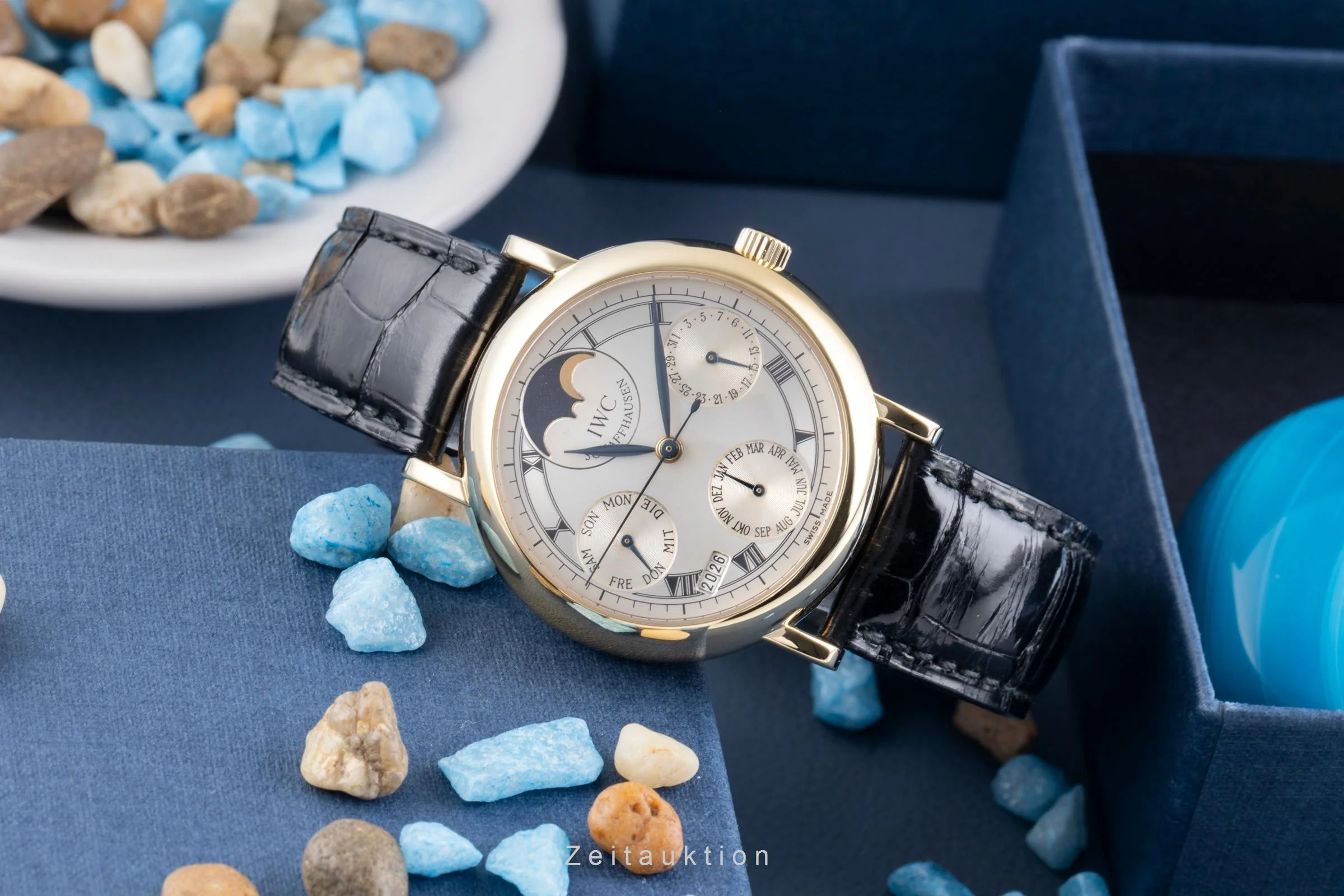 IWC Portofino 18 ct gold automatic men's watch IW354105  [2600002] - Image 3