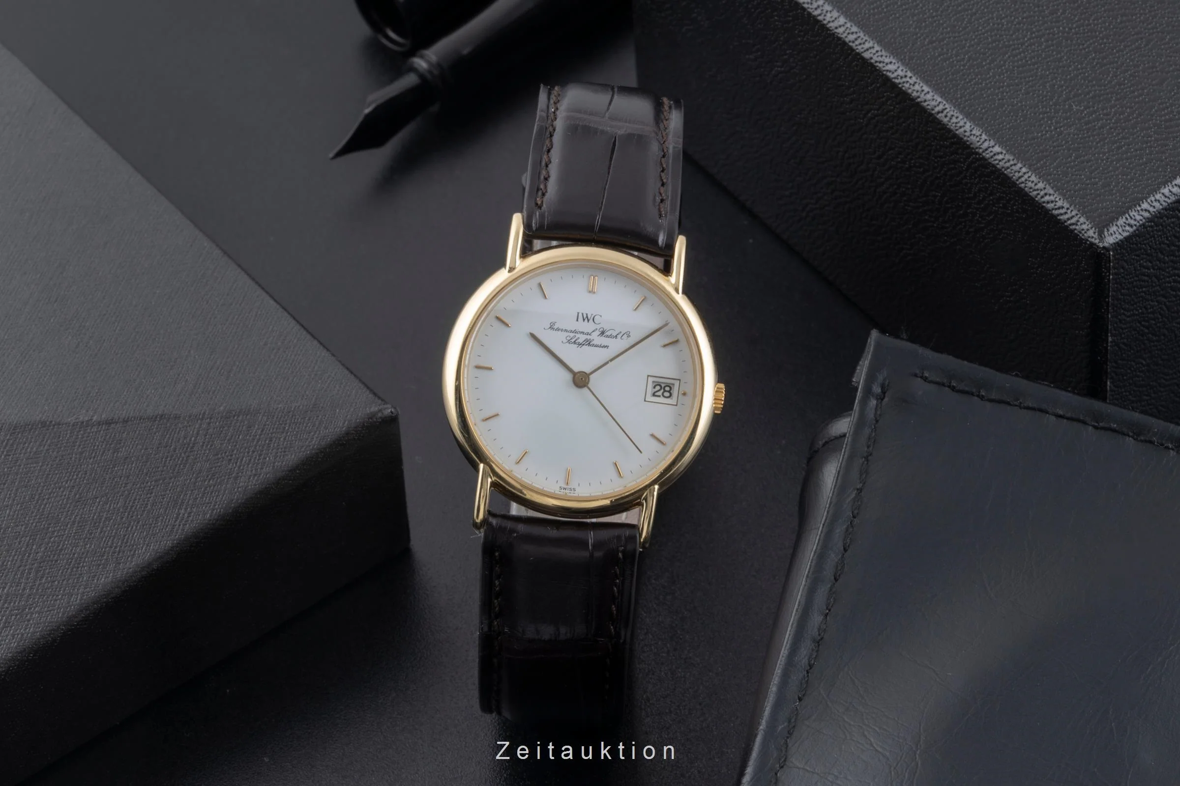 IWC Portofino 18 ct gold quartz women's watch 3332  [2503724] - Image 4