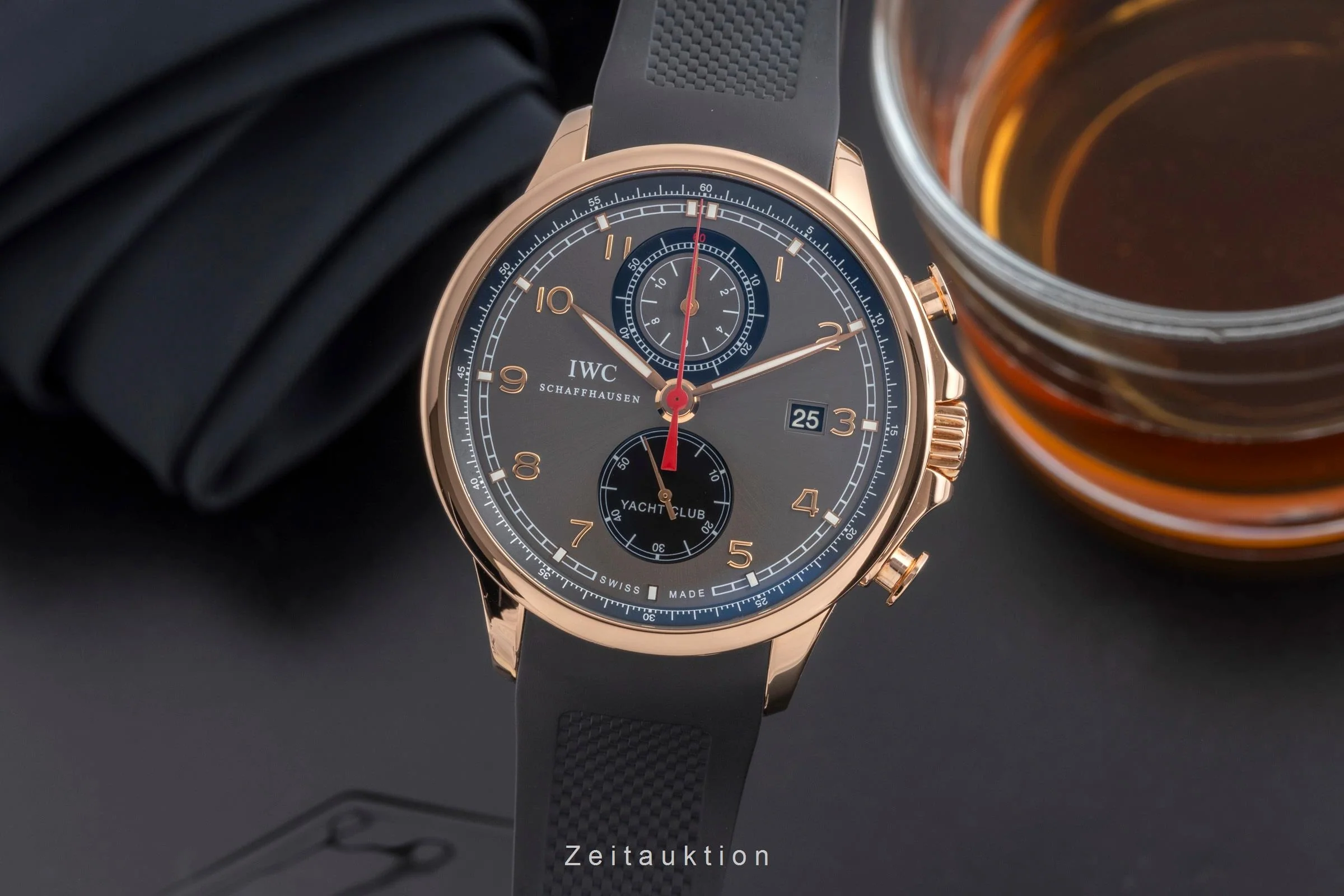 IWC Portugieser chronograph 18 ct red gold automatic men's watch IW390202  [2502683] - Image 2