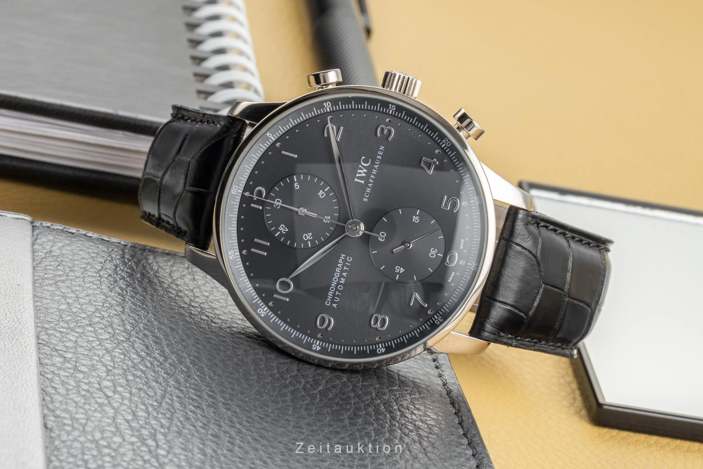 IWC Portugieser chronograph 18 ct white gold automatic men's watch IW371431 LP: 19600EUR  [2303769] - Image 2