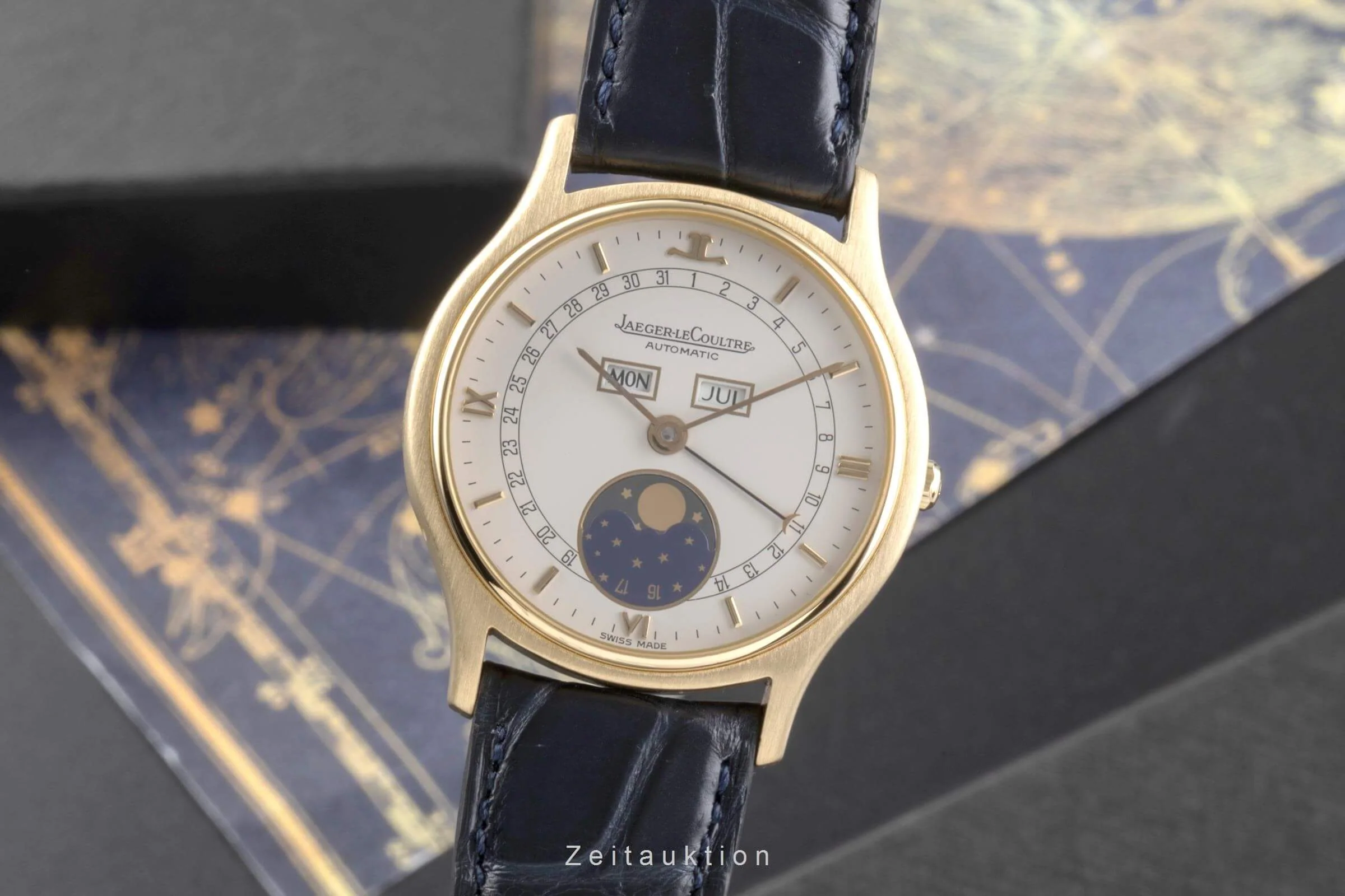 Jaeger LeCoultre 18 ct gold automatic men's watch 141.119.1  [2502085] - Image 2