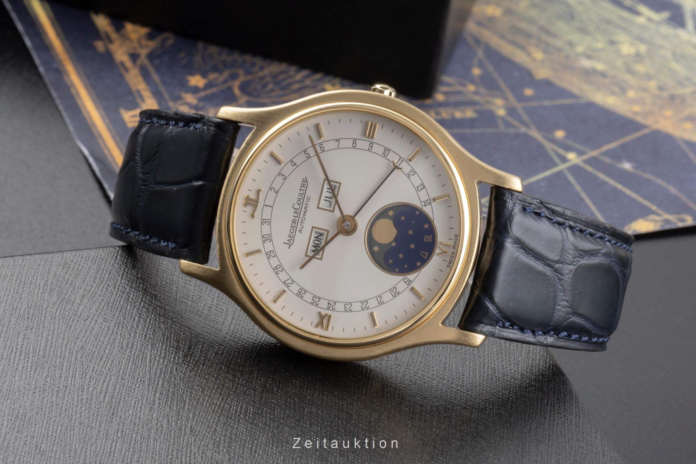 Jaeger LeCoultre 18 ct gold automatic men's watch 141.119.1  [2502085] - Image 3
