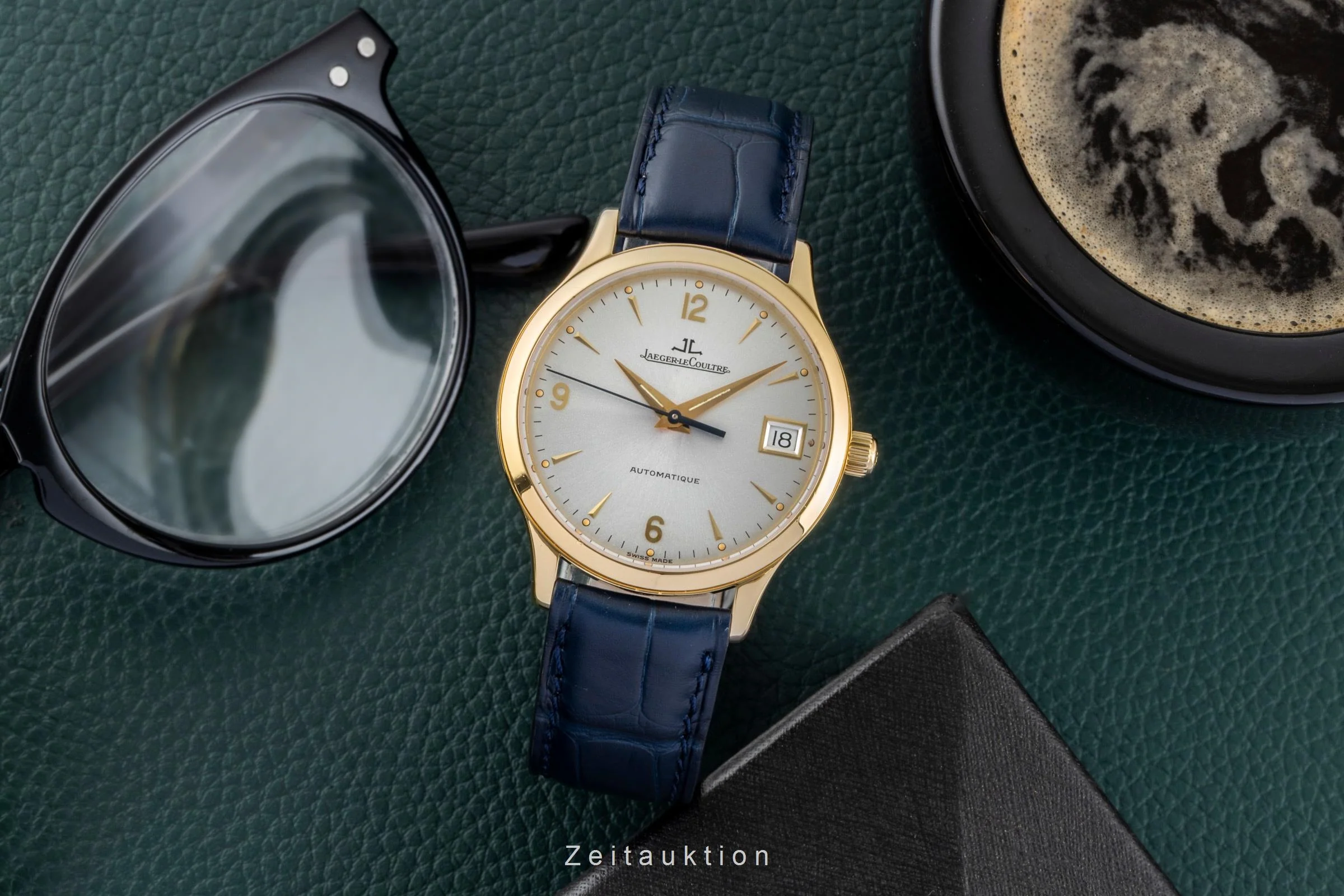 Jaeger LeCoultre Master Control 18 ct gold automatic men's watch 145.1.89  [2505735] - Image 4