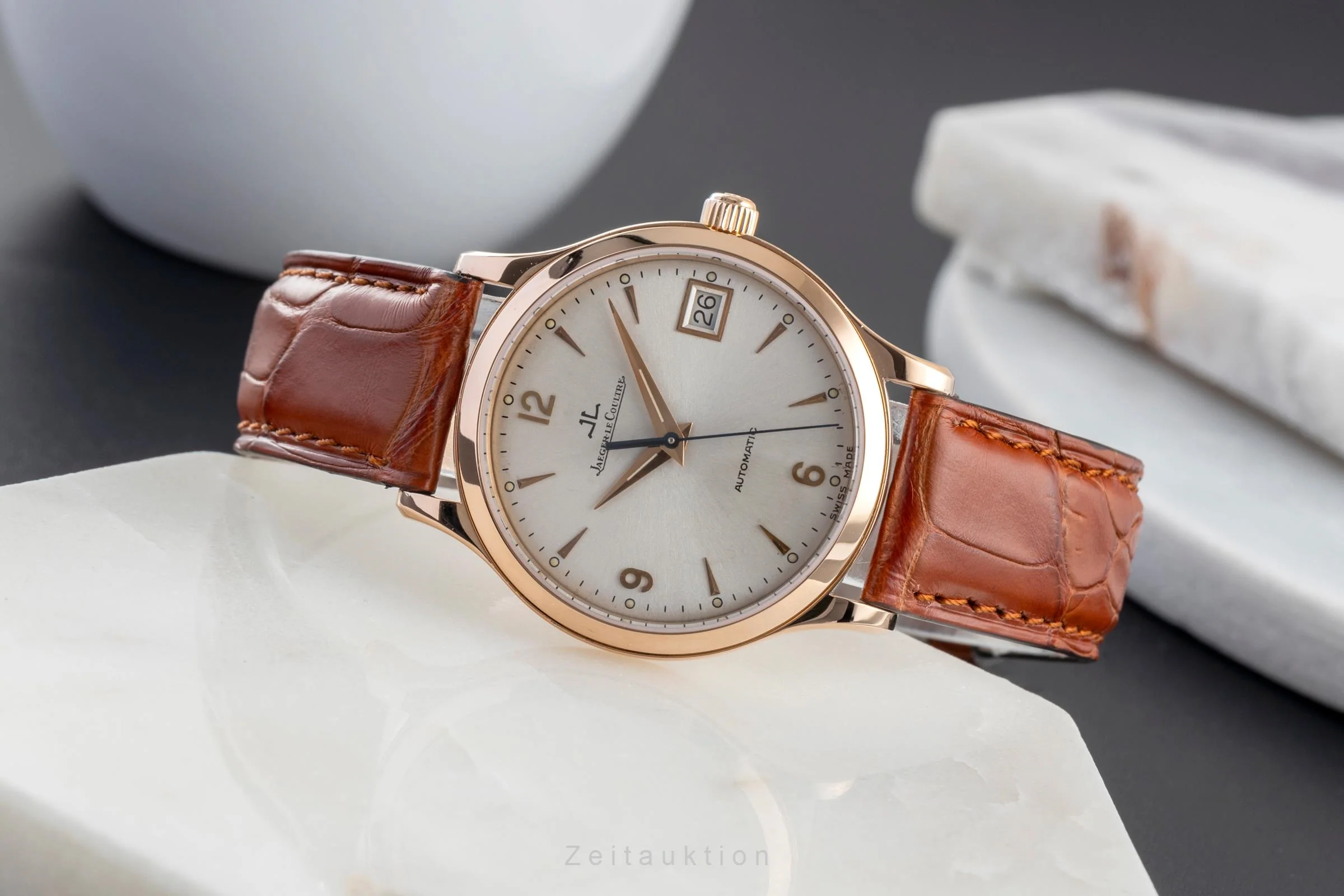 Jaeger LeCoultre Master Control 18 ct red gold automatic men's watch 145.2.89  [2500216] - Image 3