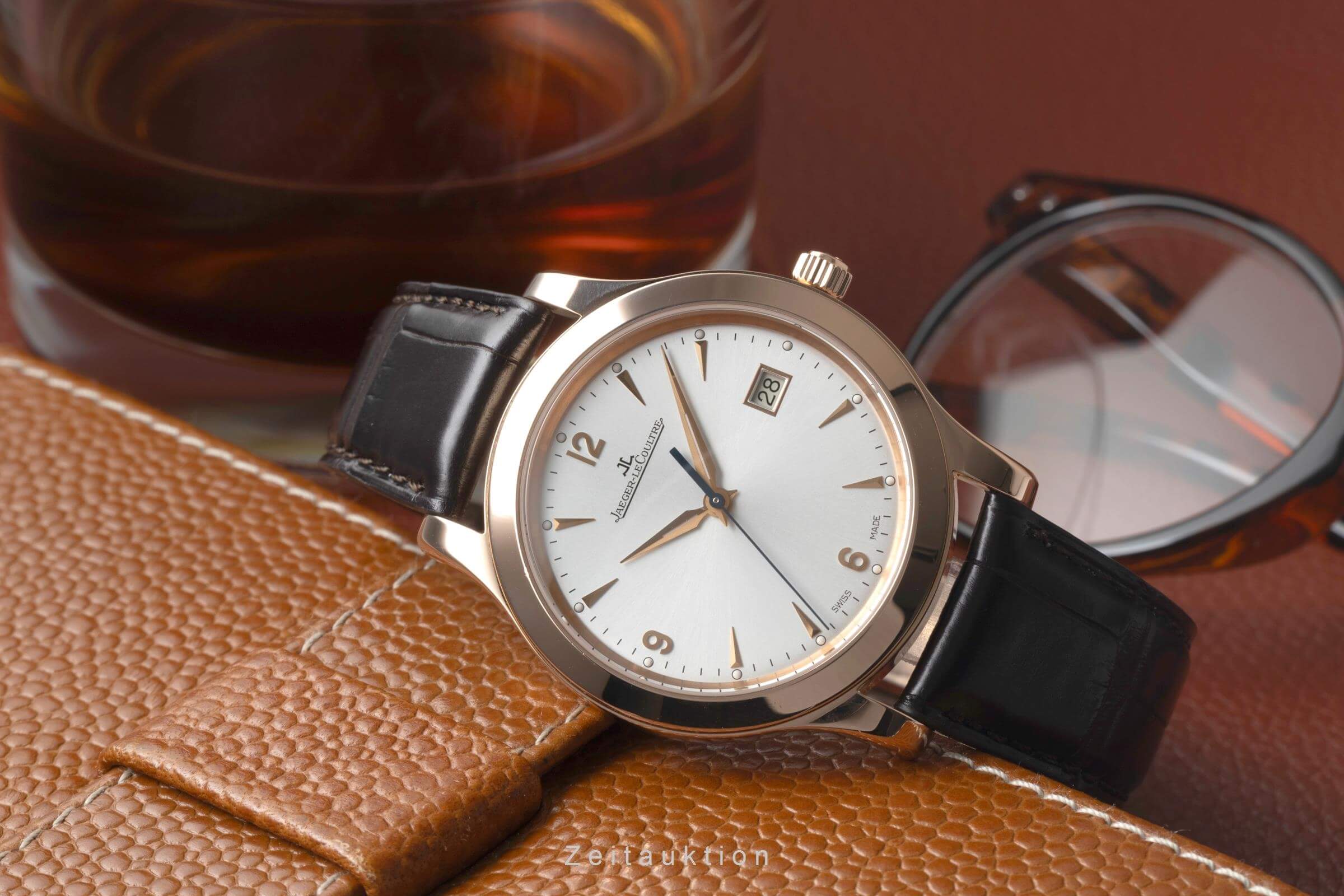 Jaeger LeCoultre Master Control 18 ct red gold automatic men's watch 147.2.37.S  [2500412] - Image 3