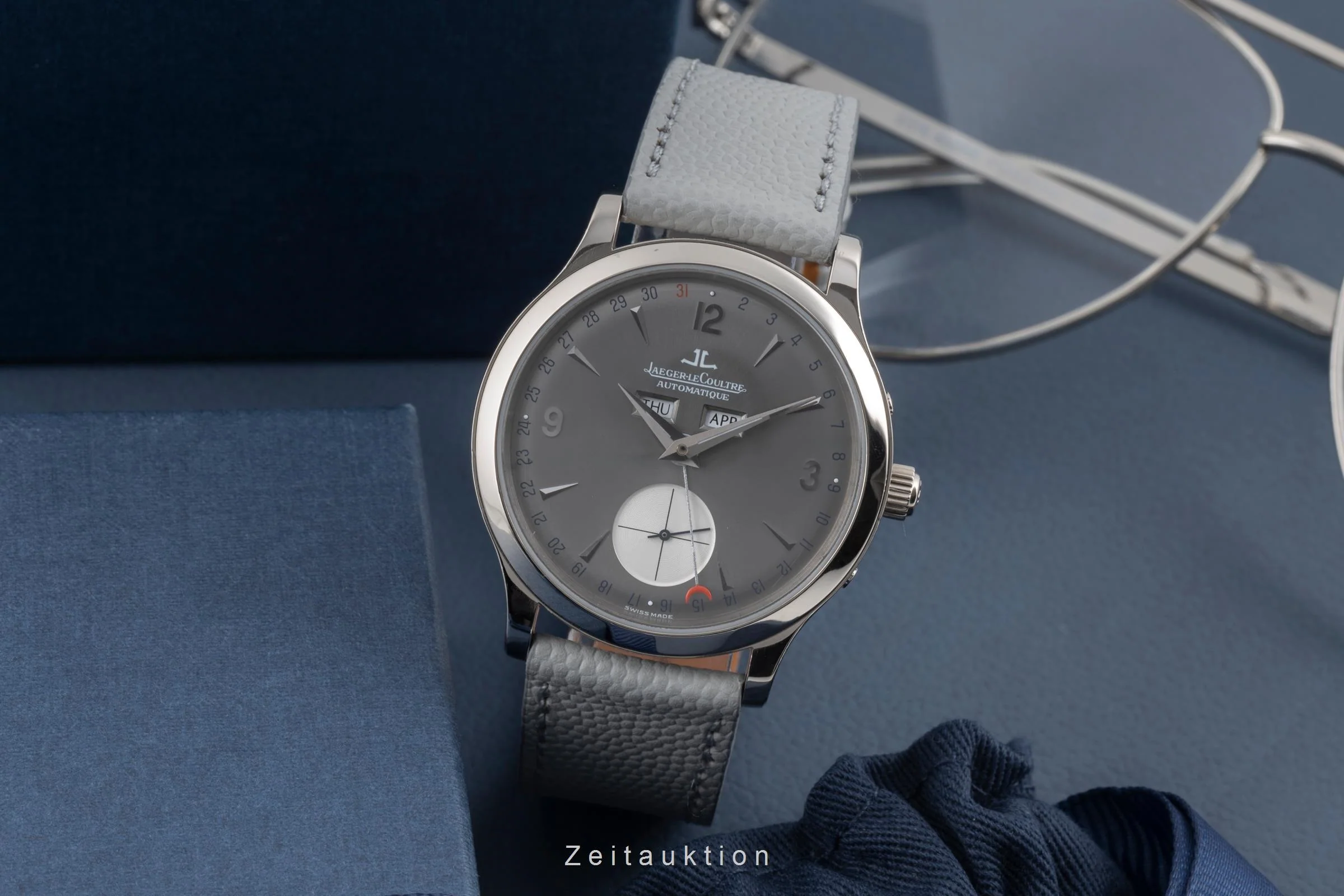 Jaeger LeCoultre Master Control 18 ct white gold automatic men's watch 140.3.87  [2506797] - Image 4