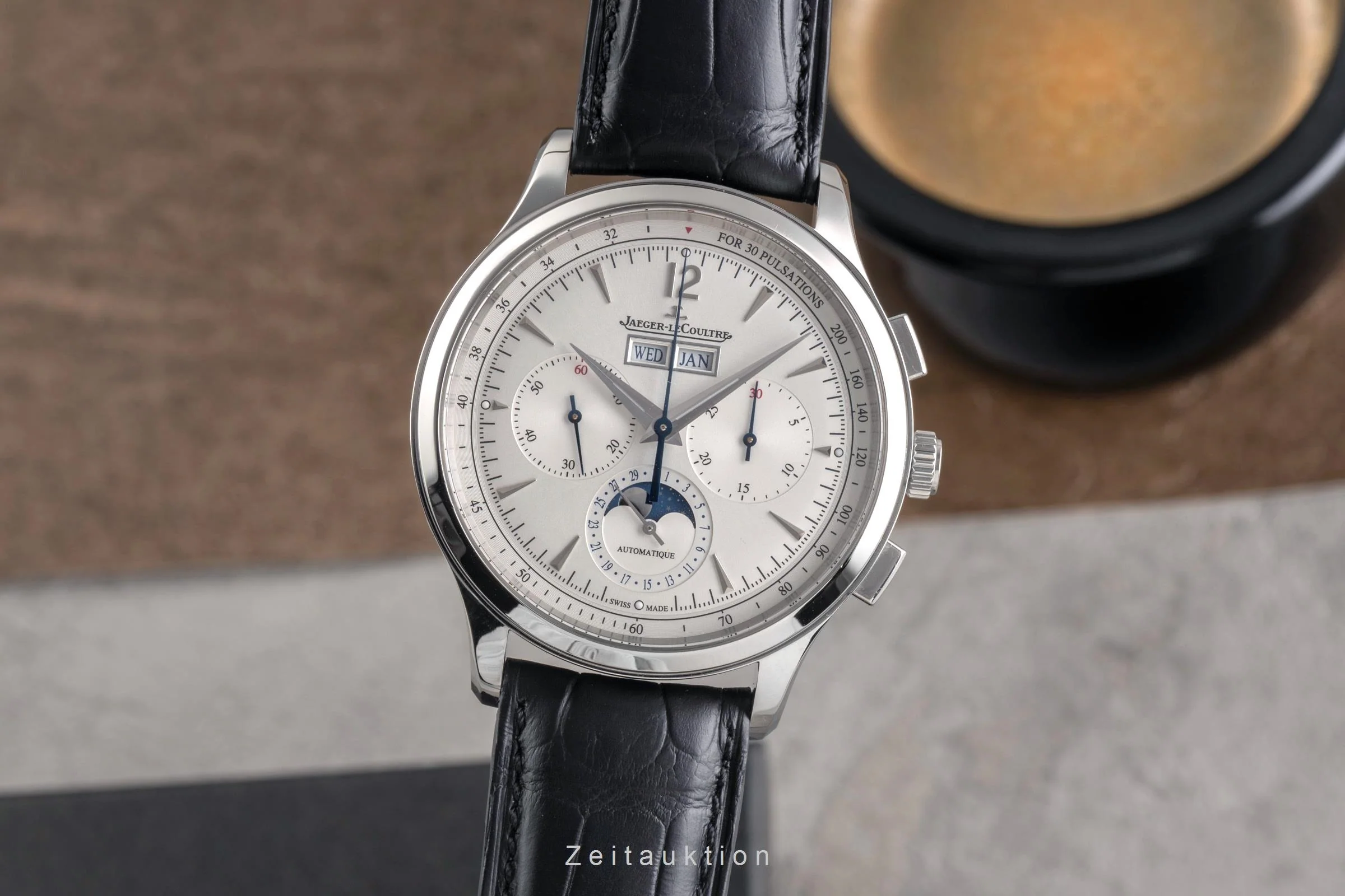 Jaeger LeCoultre Master Control chronograph steel automatic men's watch Q4138420  830.8.C9.S  [2504531] - Image 2