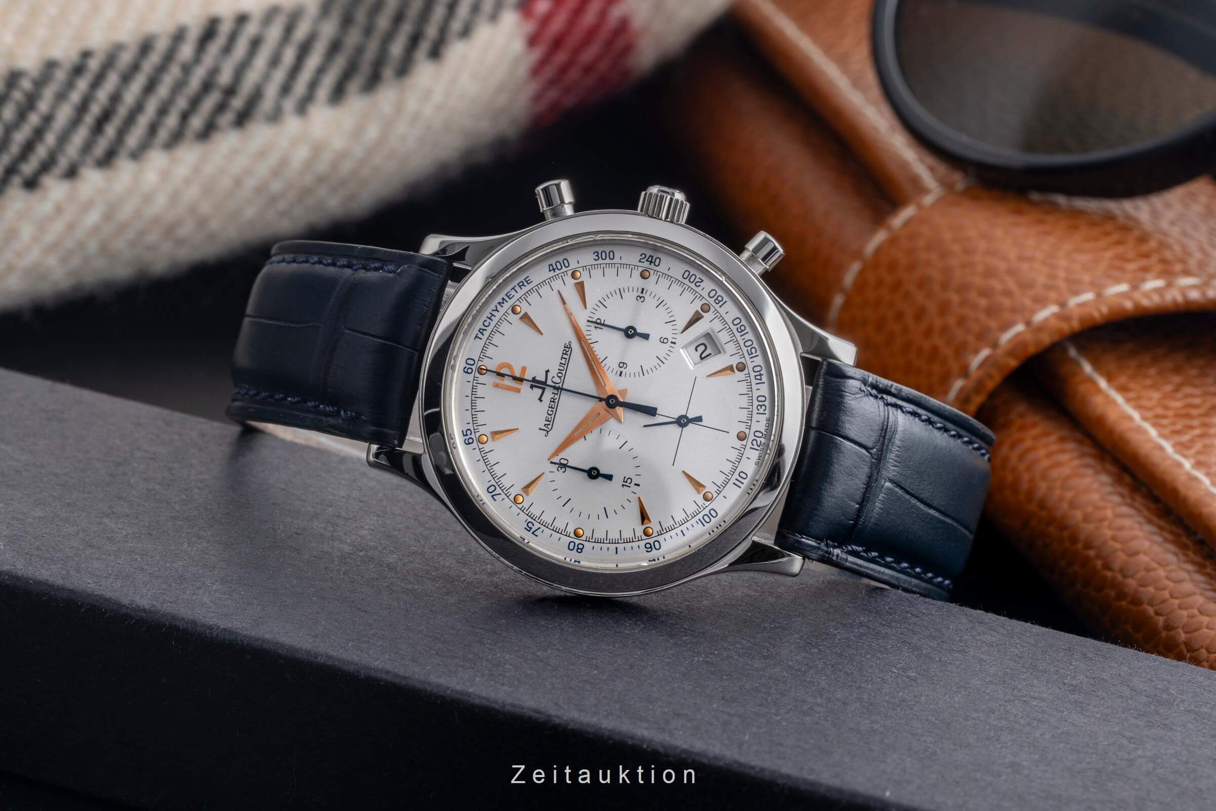 Jaeger LeCoultre Master Control chronograph steel quartz men's watch 145.8.31  [2501393] - Image 3