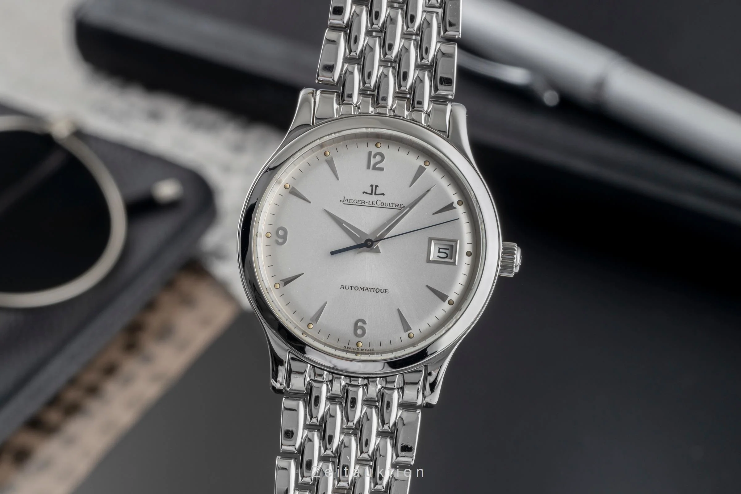 Jaeger LeCoultre Master Control steel automatic men's watch 140.8.89 LP: 10300EUR  [2502408] - Image 2