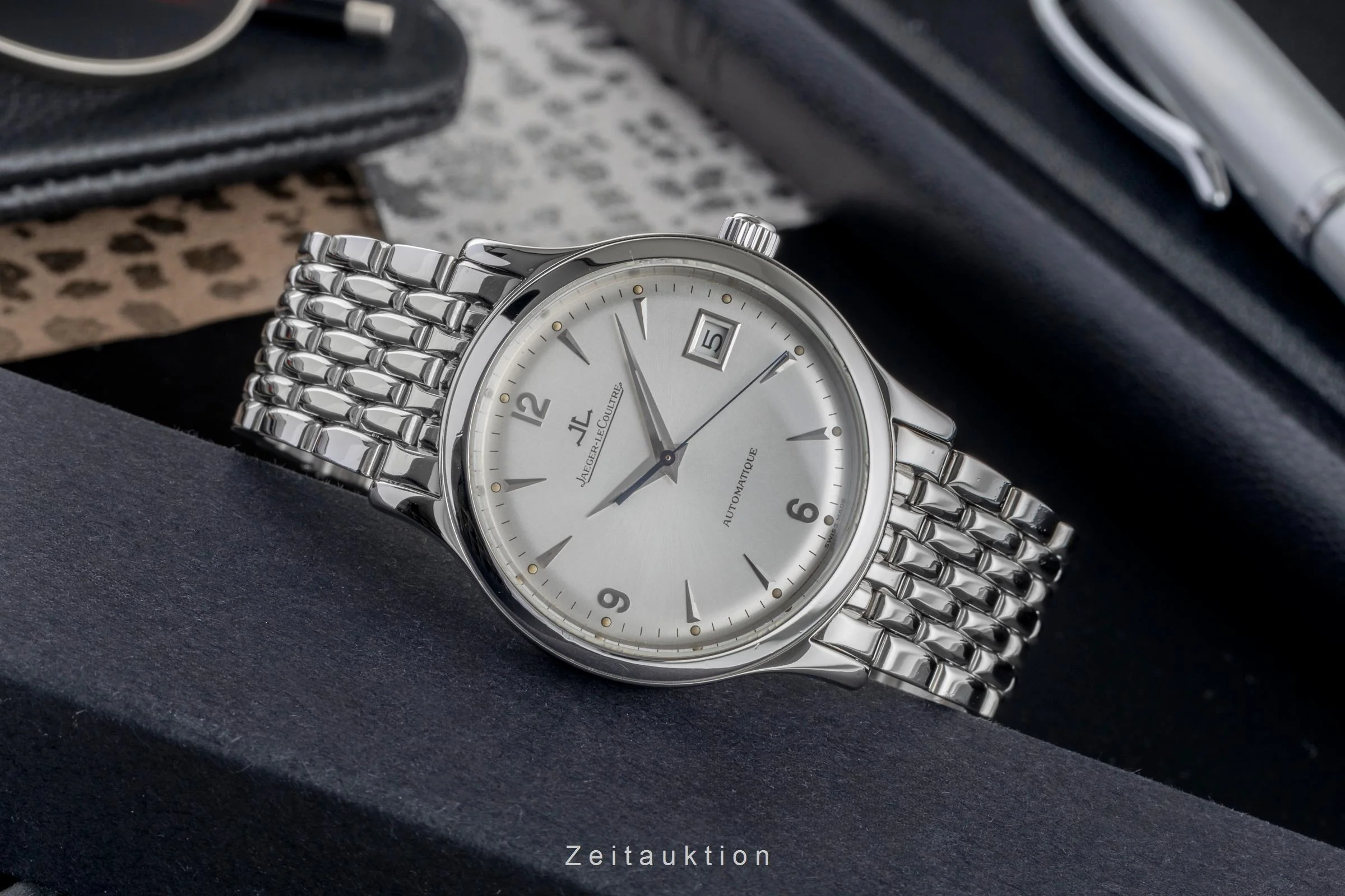 Jaeger LeCoultre Master Control steel automatic men's watch 140.8.89 LP: 10300EUR  [2502408] - Image 3