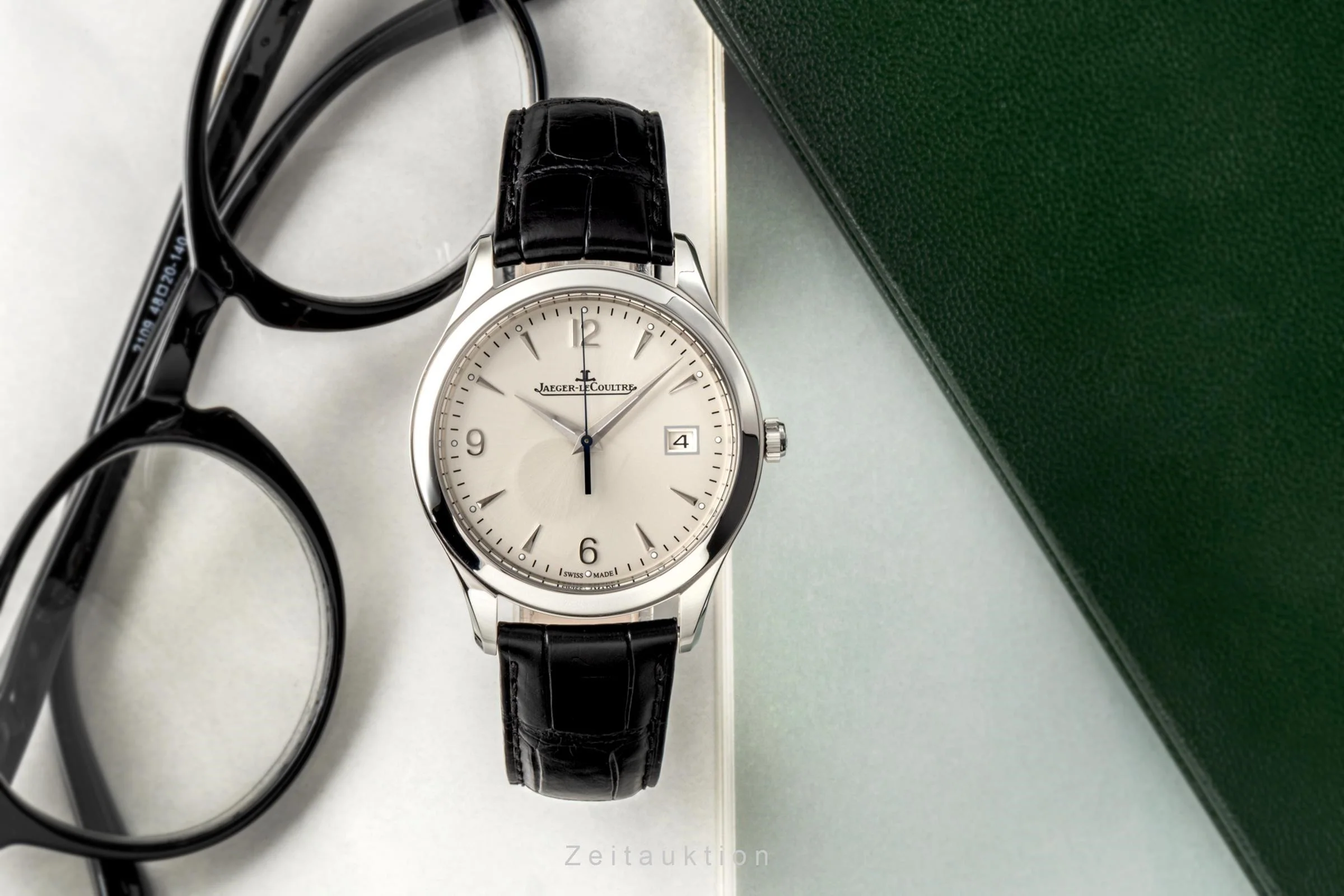 Jaeger LeCoultre Master Control steel automatic men's watch 176.8.40.S  [2300731] - Image 3
