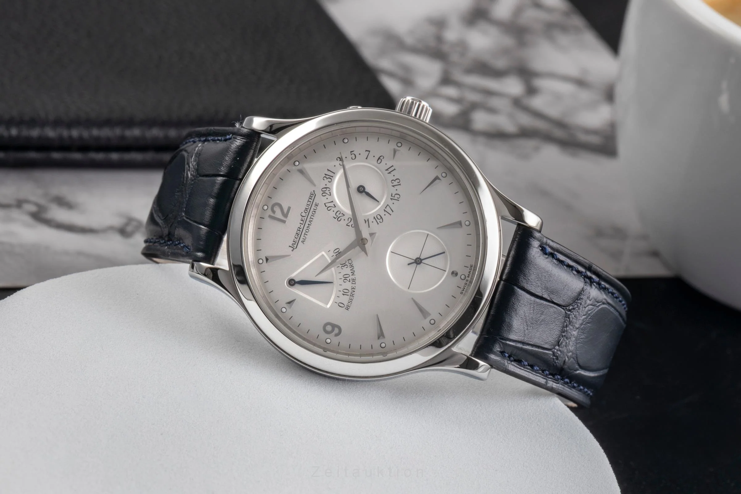 Jaeger LeCoultre Master Control steel automatic men's watch Q1488404, 140.8.93.S  [2503586] - Image 3