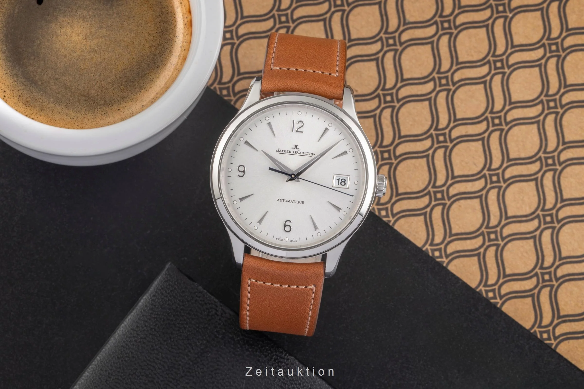 Jaeger LeCoultre Master Control steel automatic men's watch Q4018420  830.8.A0.S  [2504382] - Image 4