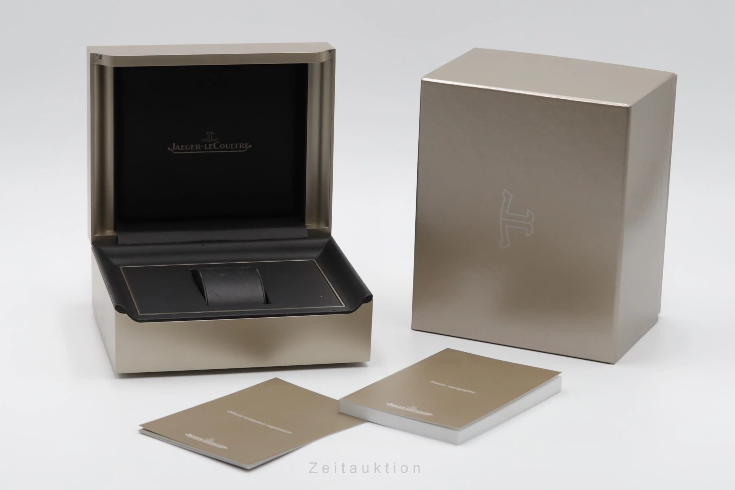 Jaeger LeCoultre Master Geographic steel automatic men's watch Q1428530 ,176.8.92.S  [2501664] - Image 9
