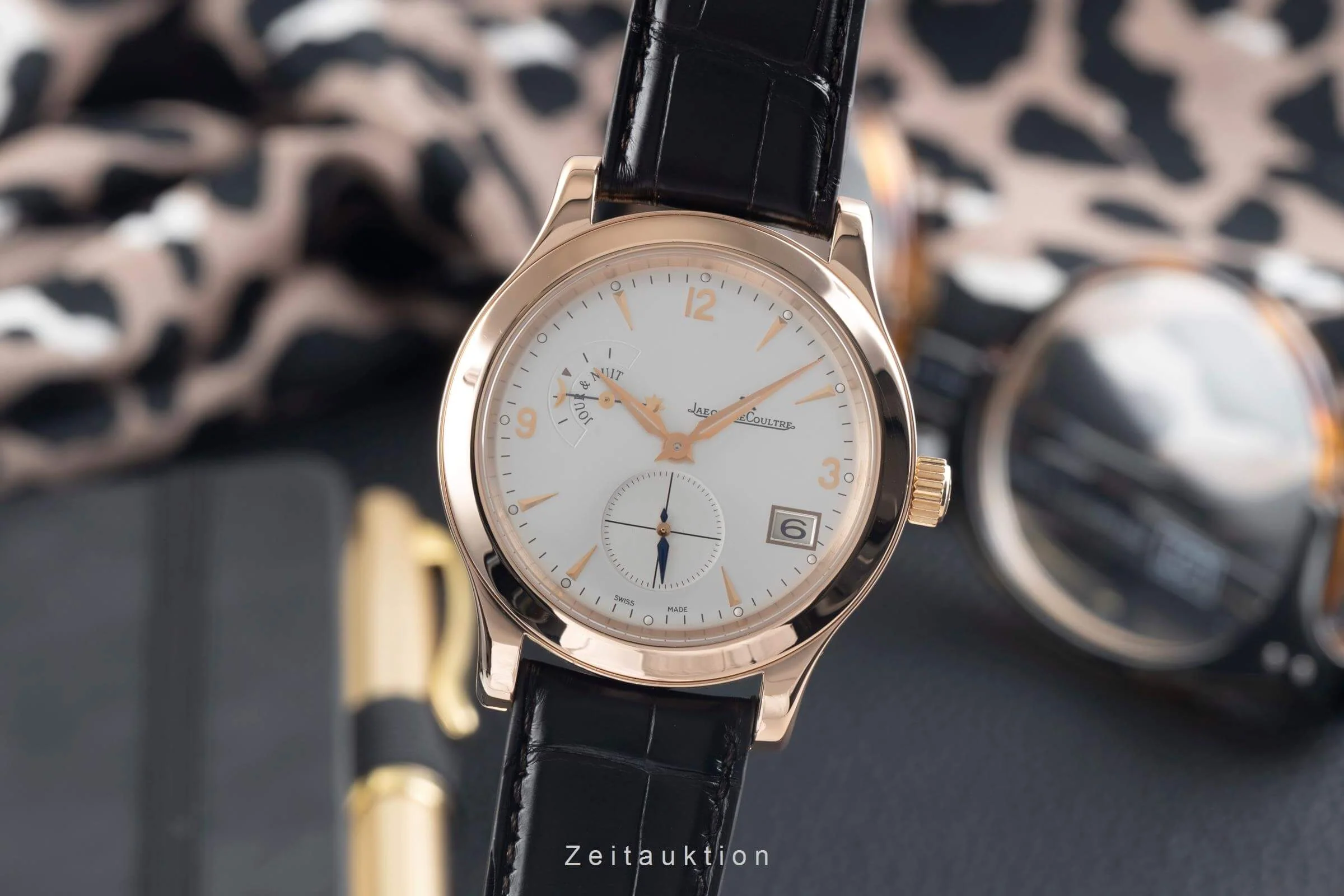 Jaeger LeCoultre Master Hometime 18 ct gold automatic men's watch 147.2.05.S  [2500561] - Image 2