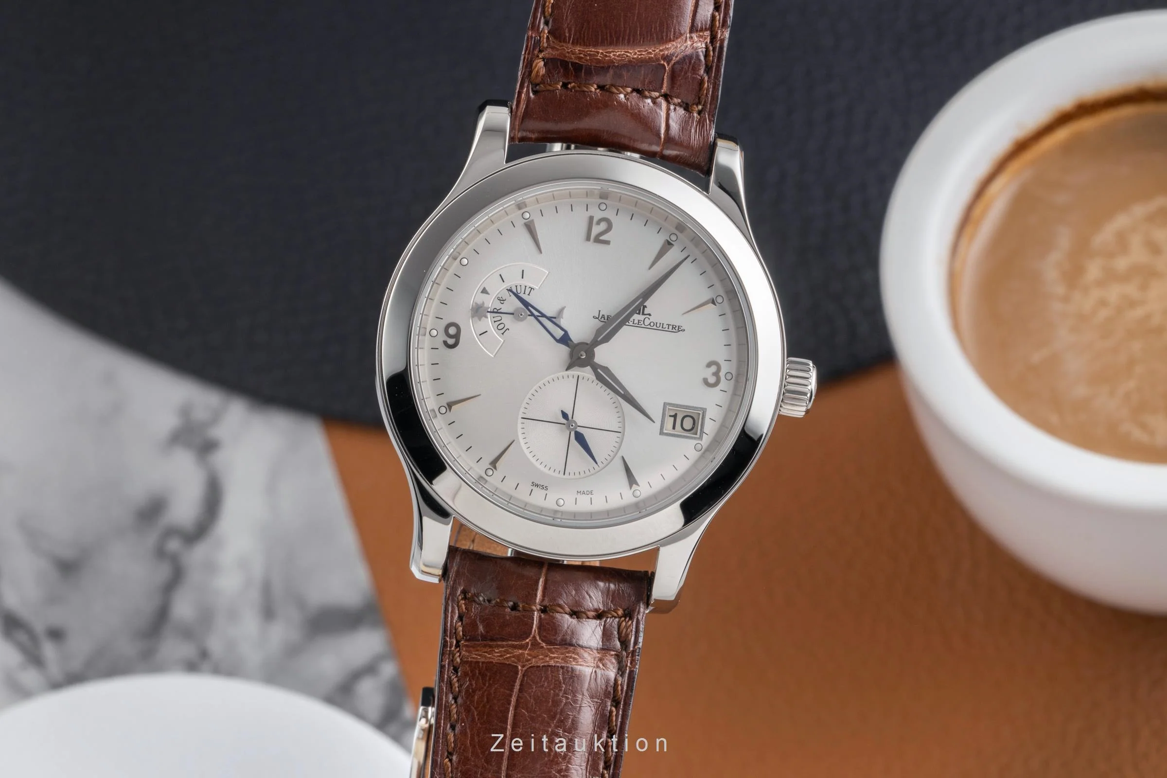 Jaeger LeCoultre Master Hometime steel automatic men's watch Q1628420 , 147.8.05.S  [2503262] - Image 2