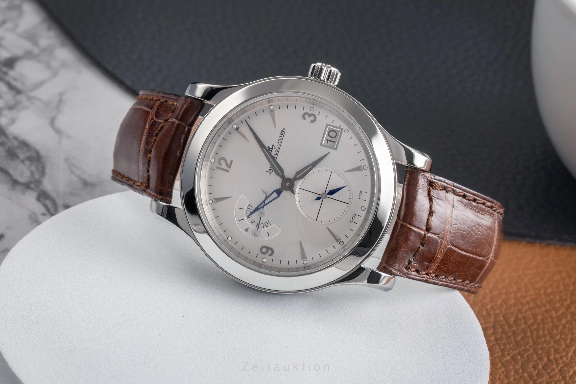 Jaeger LeCoultre Master Hometime steel automatic men's watch Q1628420 , 147.8.05.S  [2503262] - Image 3
