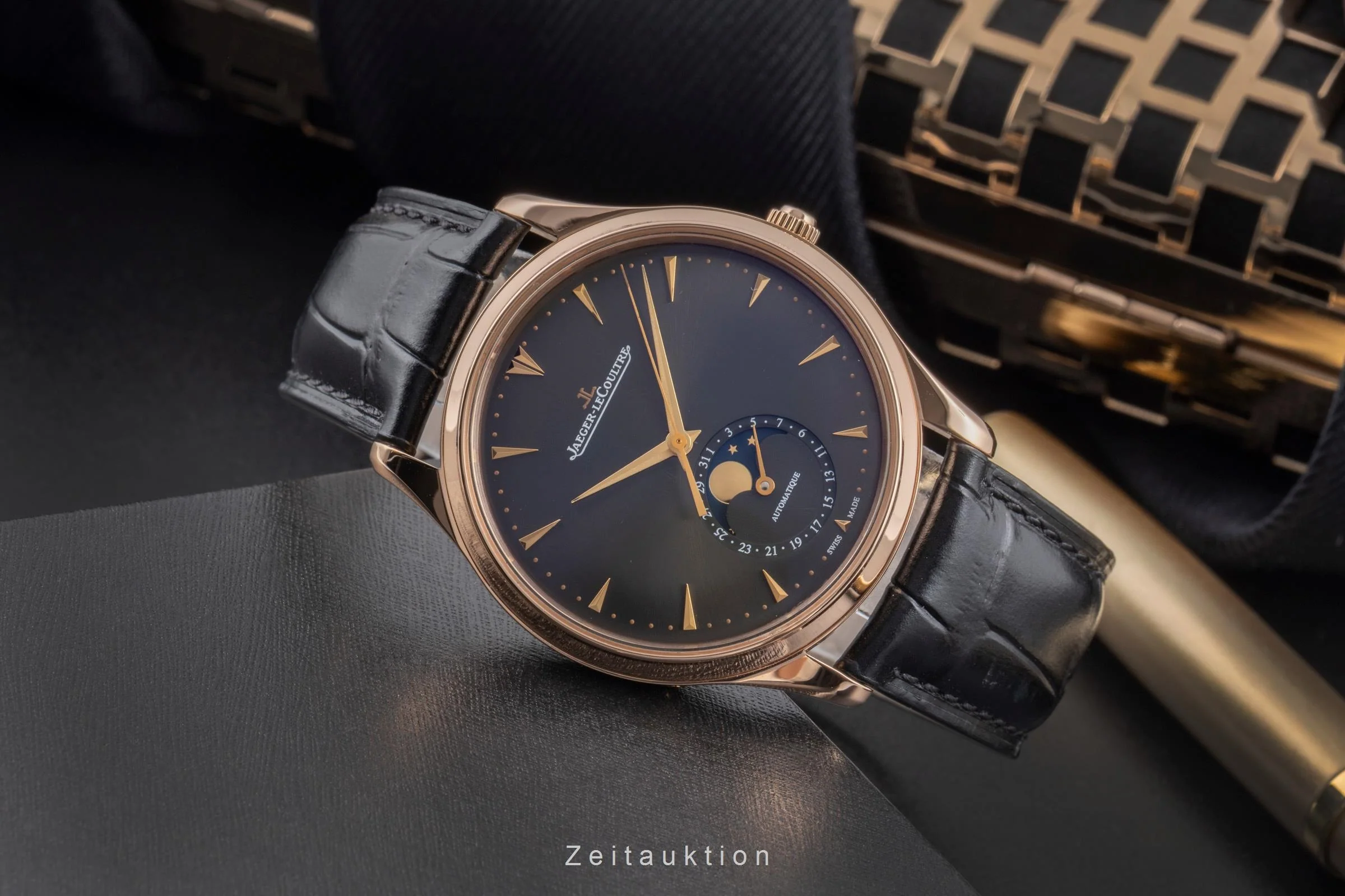 Jaeger LeCoultre Master Ultra Thin 18 ct gold automatic men's watch Q136255J  ,176.2.64.S  [2506480] - Image 3