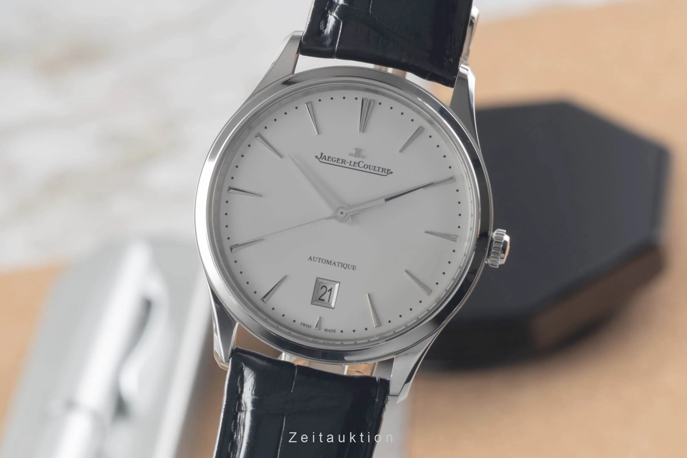 Jaeger LeCoultre Master Ultra Thin steel automatic men's watch Q1238420, 109.8.37.S LP: 10300EUR  [2501398] - Image 2