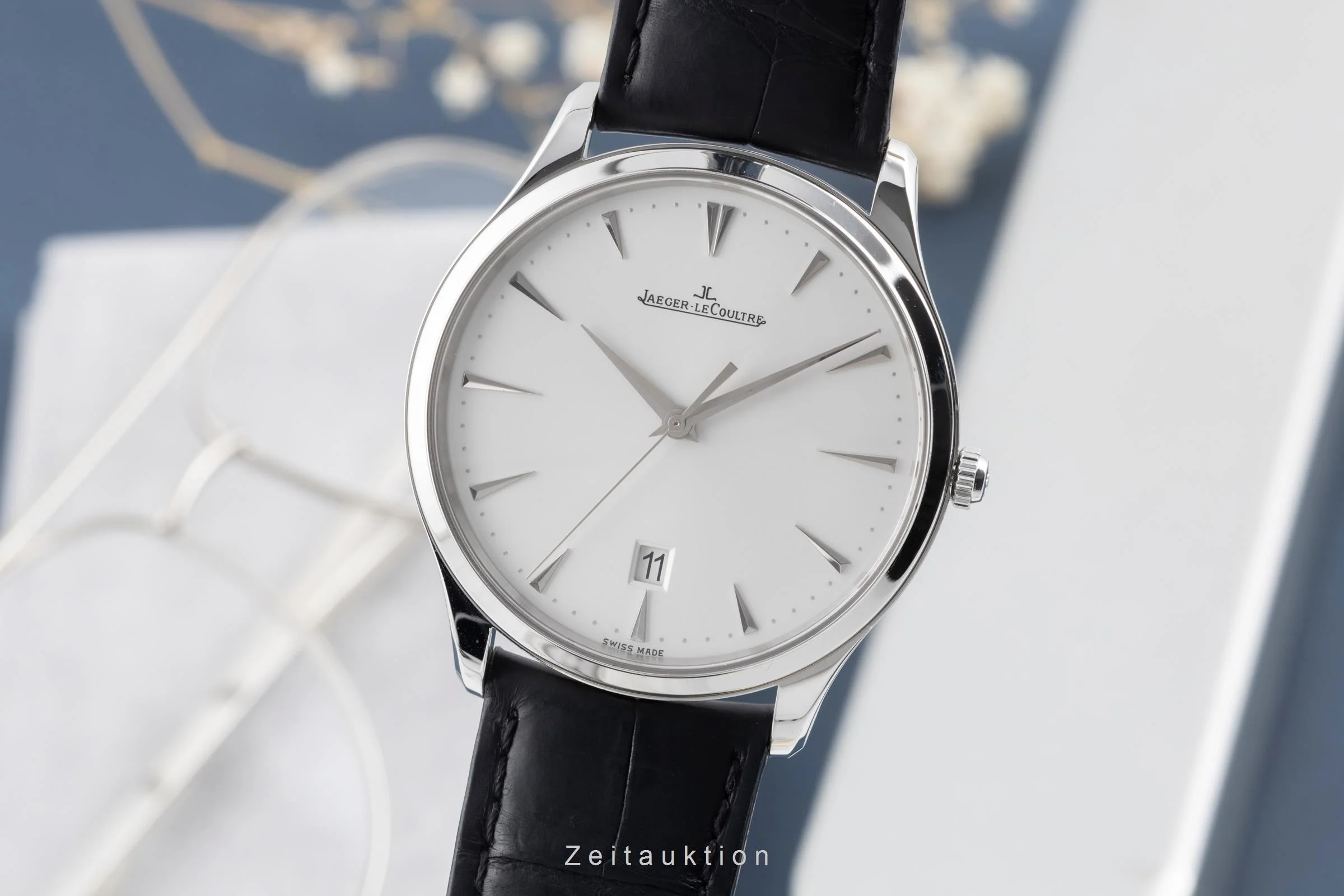 Jaeger LeCoultre Master Ultra Thin steel automatic men's watch Q1288420 / 174.8.37.S  [2506487] - Image 2