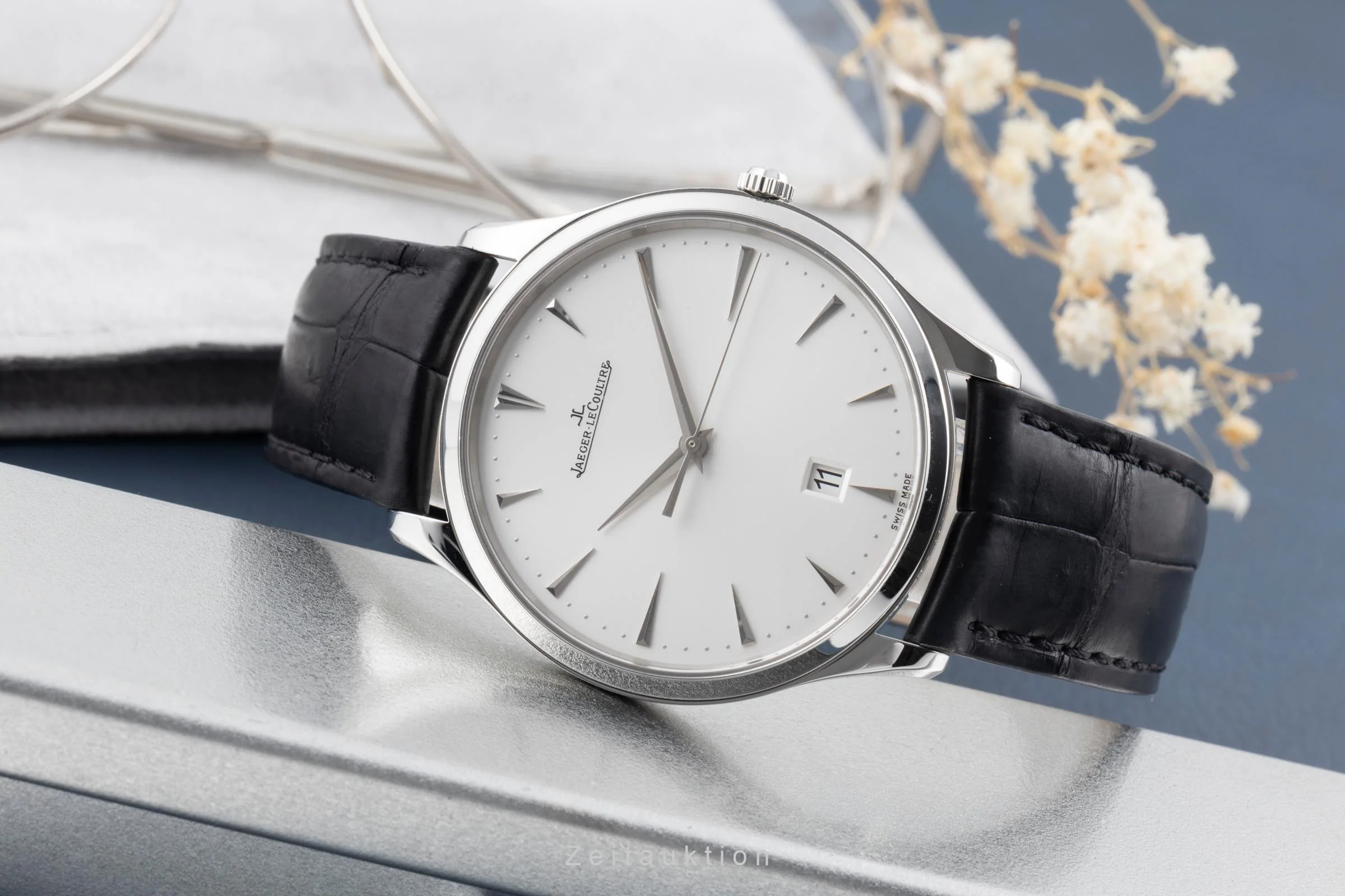 Jaeger LeCoultre Master Ultra Thin steel automatic men's watch Q1288420 / 174.8.37.S  [2506487] - Image 3