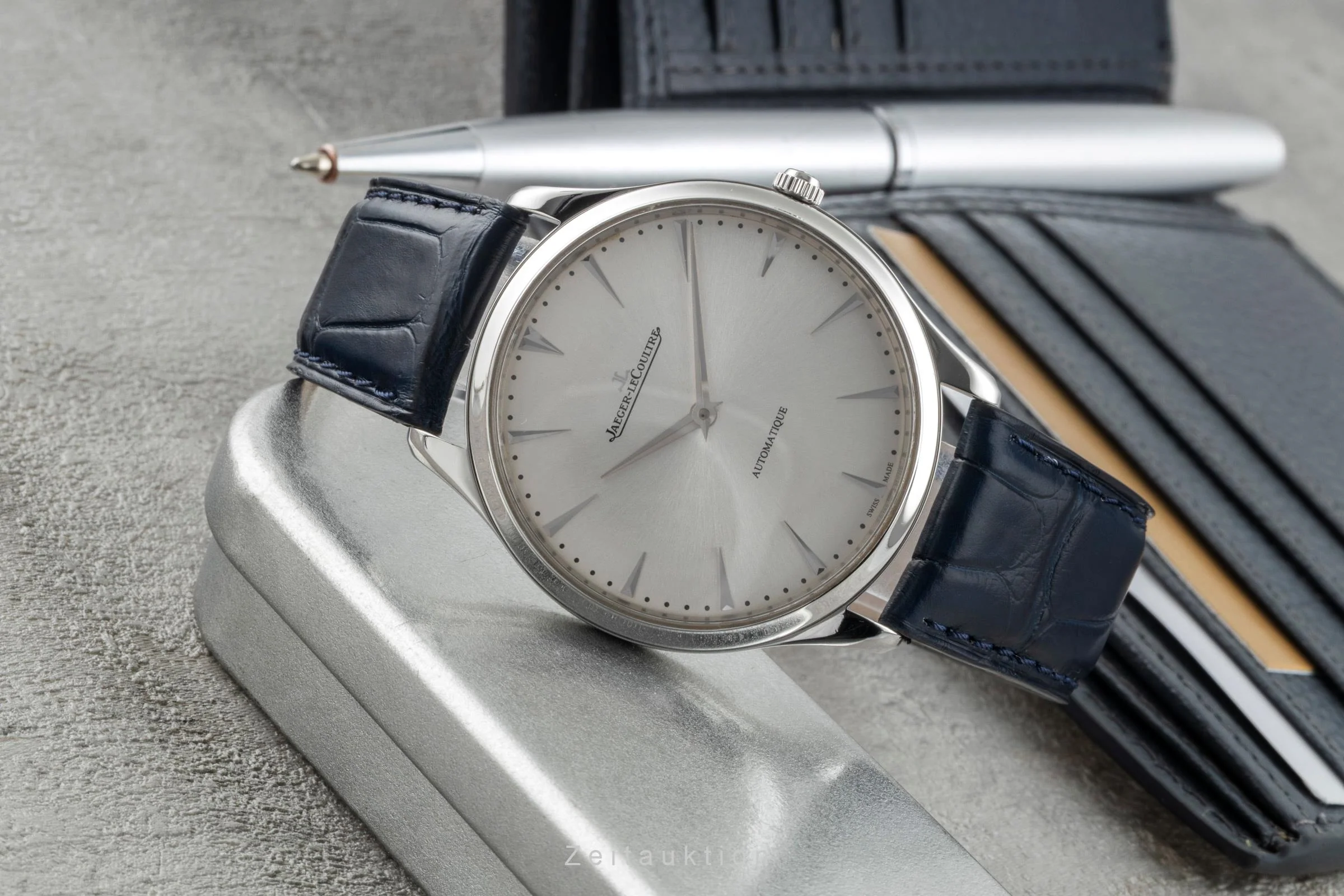 Jaeger LeCoultre Master Ultra Thin steel automatic men's watch Q1338421 , 170.8.37  [2506043] - Image 3
