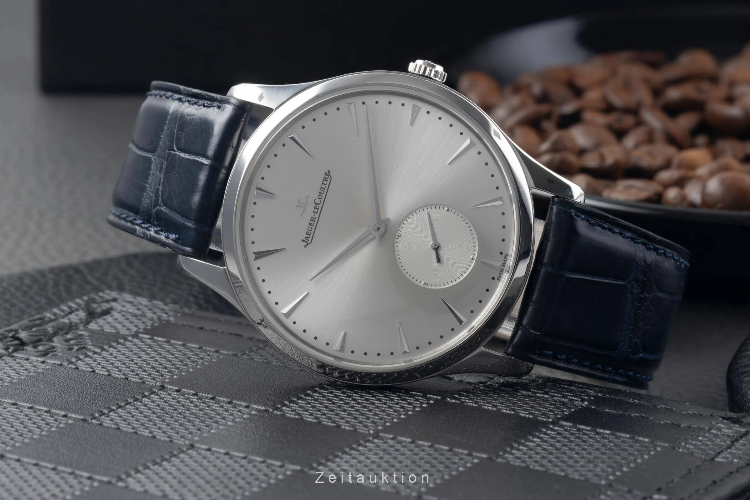 Jaeger LeCoultre Master Ultra Thin steel automatic men's watch Q1358420  174.8.90.S LP: 10300EUR  [2500797] - Image 3