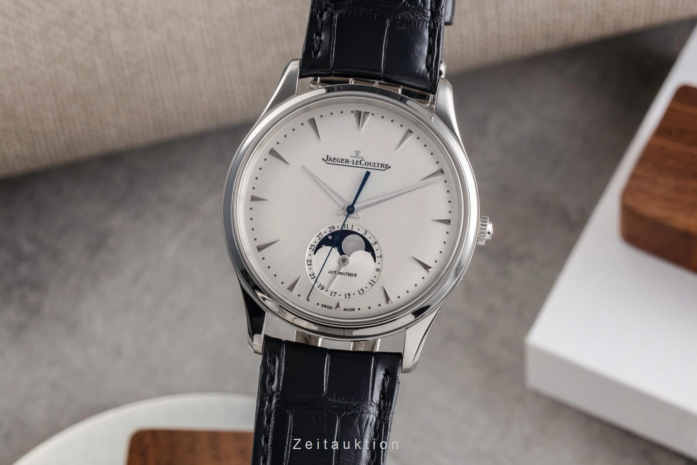 Jaeger LeCoultre Master Ultra Thin steel automatic men's watch Q1368420 , 176.8.64.S LP: 12200EUR  [2503677] - Image 2