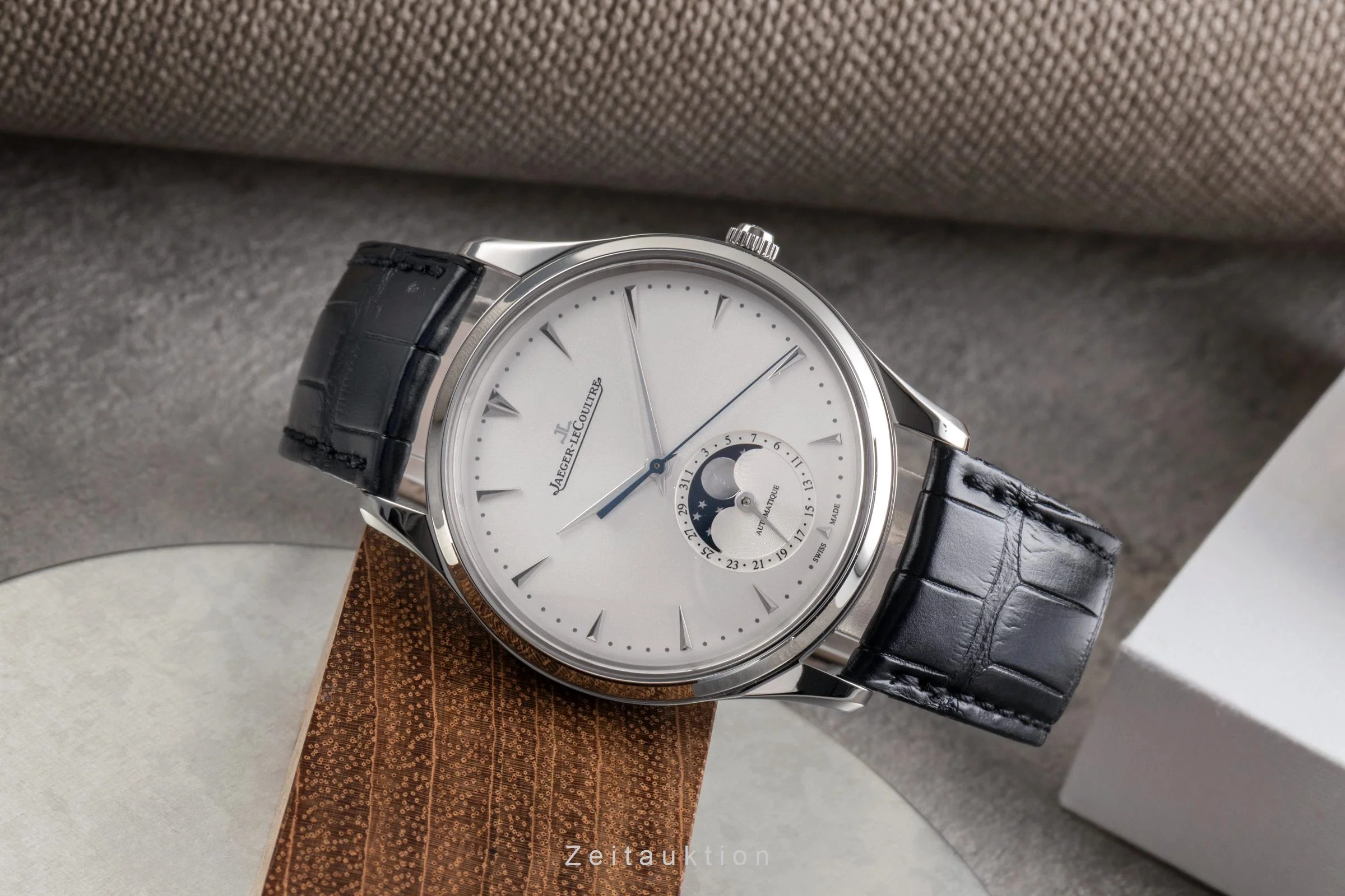 Jaeger LeCoultre Master Ultra Thin steel automatic men's watch Q1368420 , 176.8.64.S LP: 12200EUR  [2503677] - Image 3