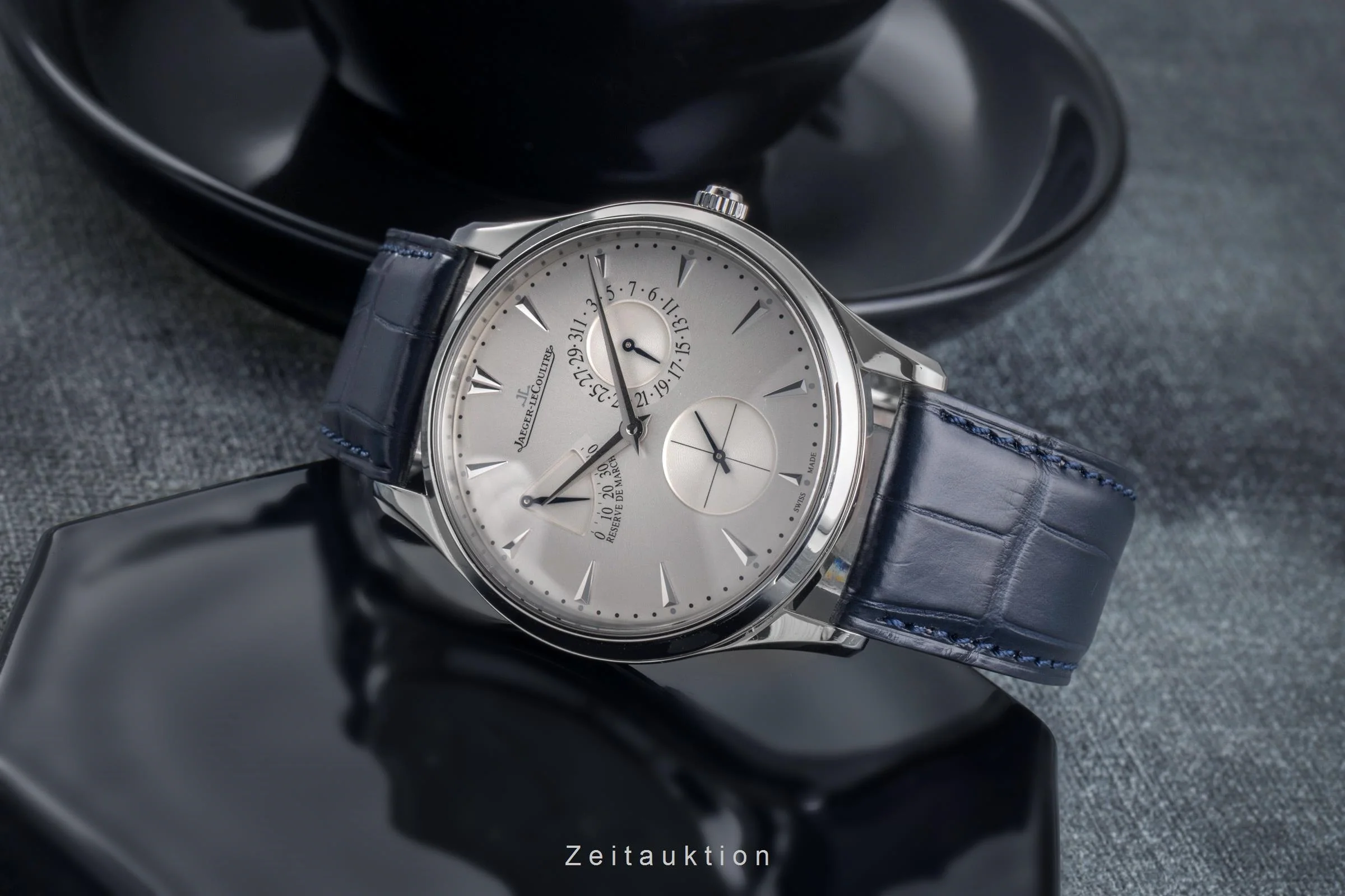 Jaeger LeCoultre Master Ultra Thin steel automatic men's watch Q1378420  176.8.38.S LP: 10800EUR  [2502636] - Image 3