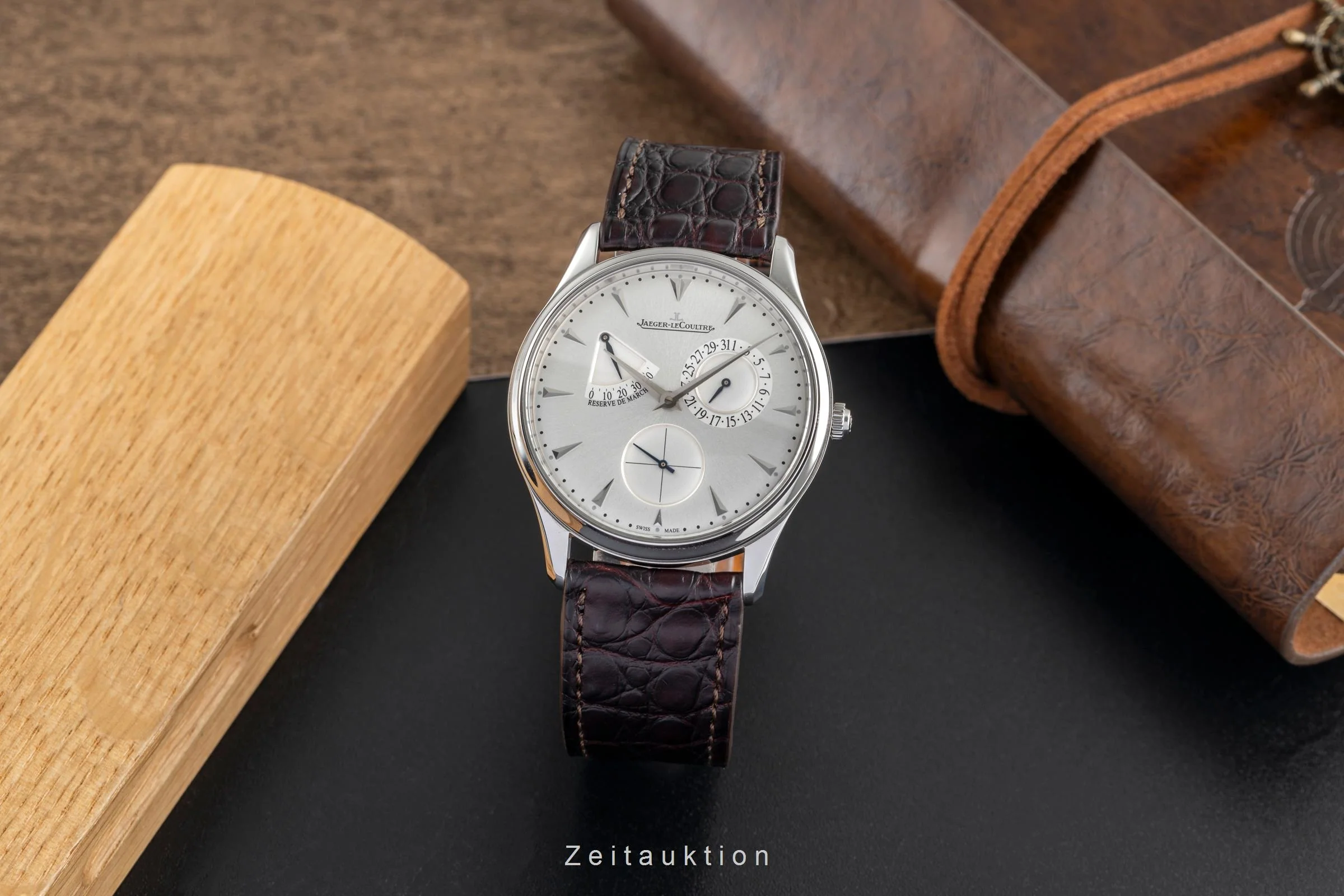 Jaeger LeCoultre Master Ultra Thin steel automatic men's watch Q1378420  176.8.38.S LP: 10800EUR  [2504496] - Image 4