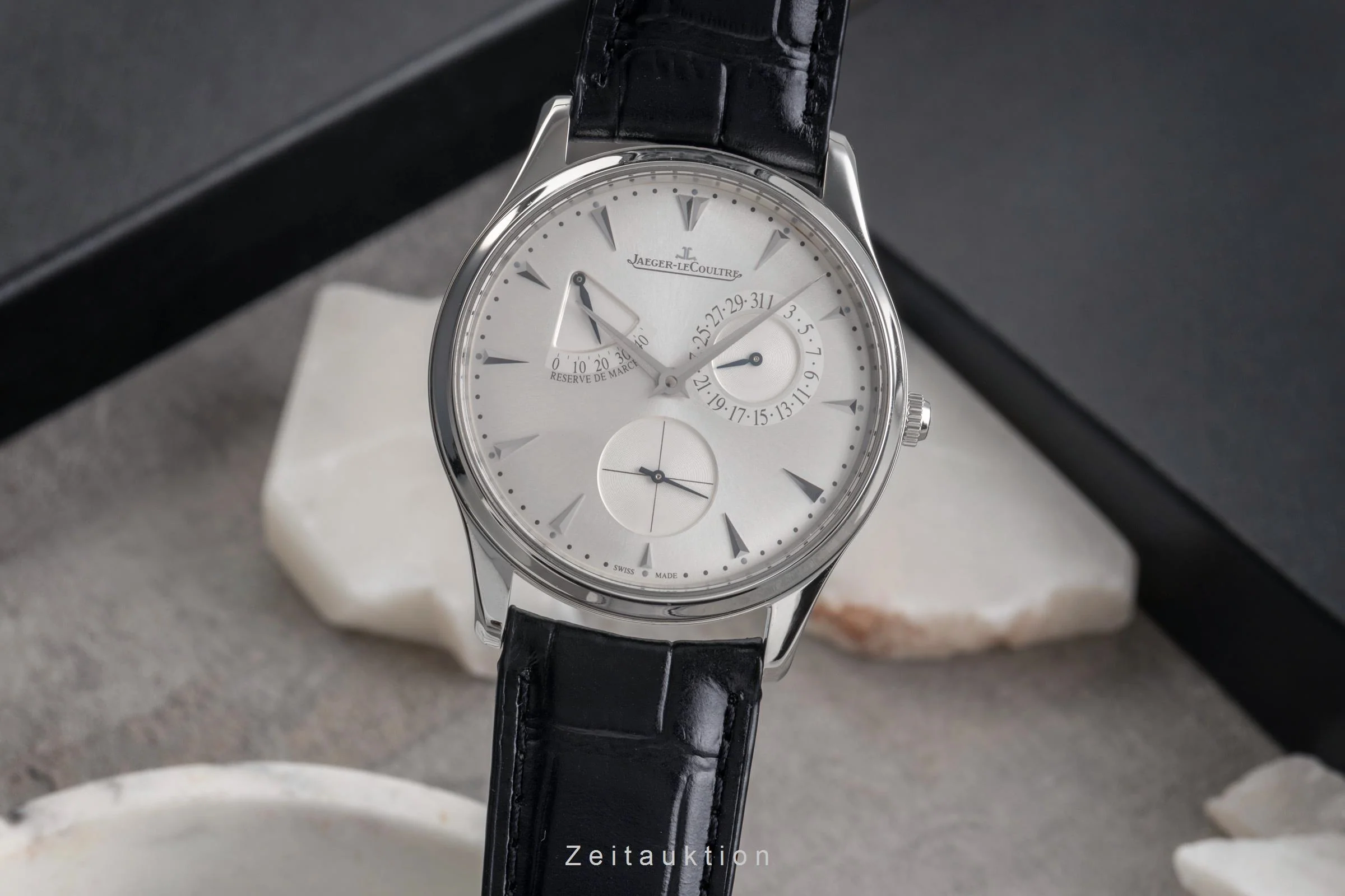 Jaeger LeCoultre Master Ultra Thin steel automatic men's watch Q1378420  176.8.38.S LP: 10800EUR  [2504593] - Image 2