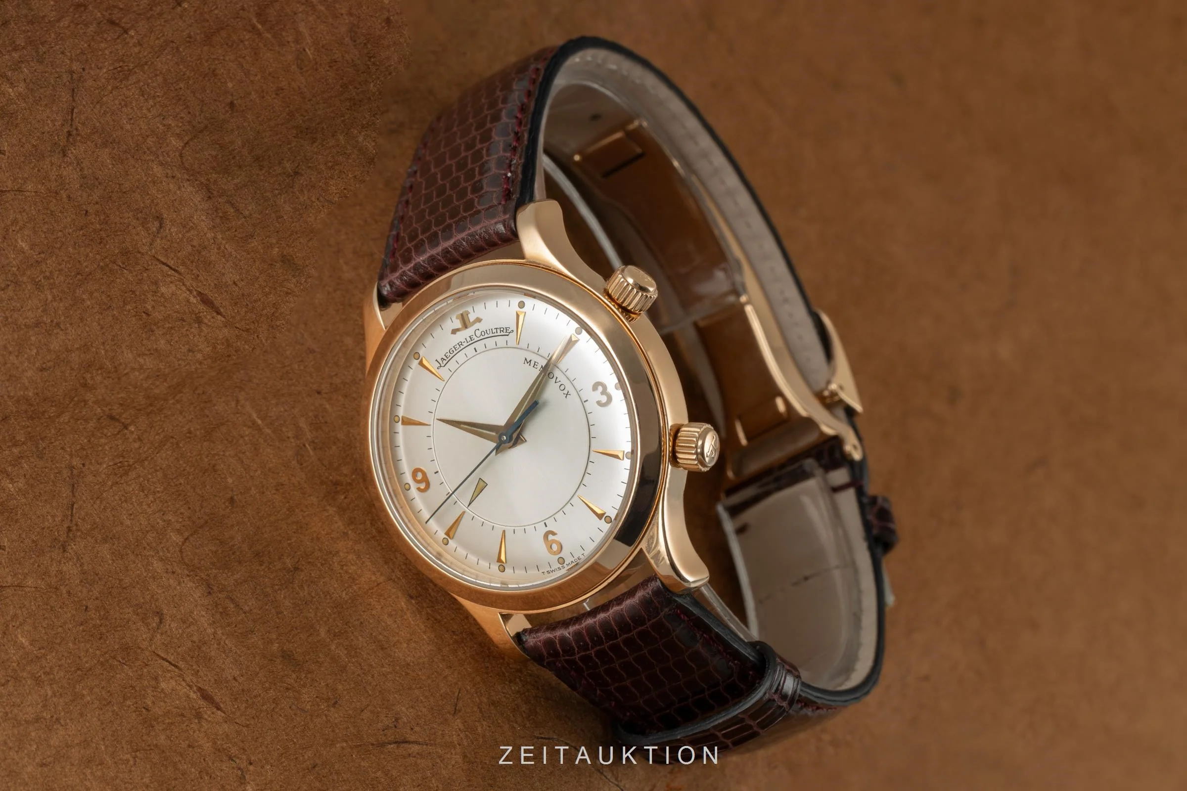 Jaeger LeCoultre Memovox 18 ct gold manual winding men's watch 144.2.94  [2104487] - Image 2