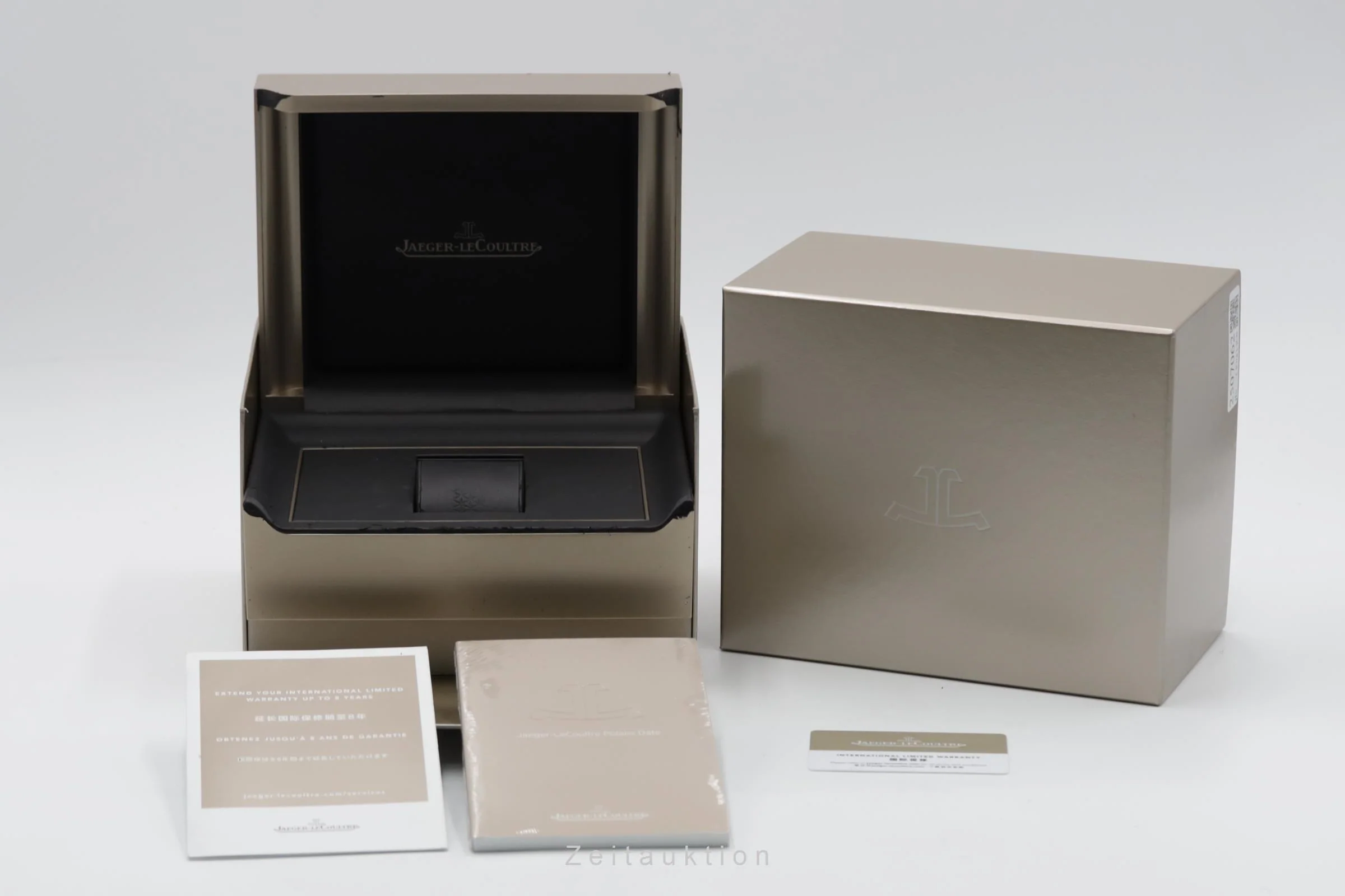 Jaeger LeCoultre Polaris steel automatic men's watch Q9068670  , 842.8.37  [2507062] - Image 9