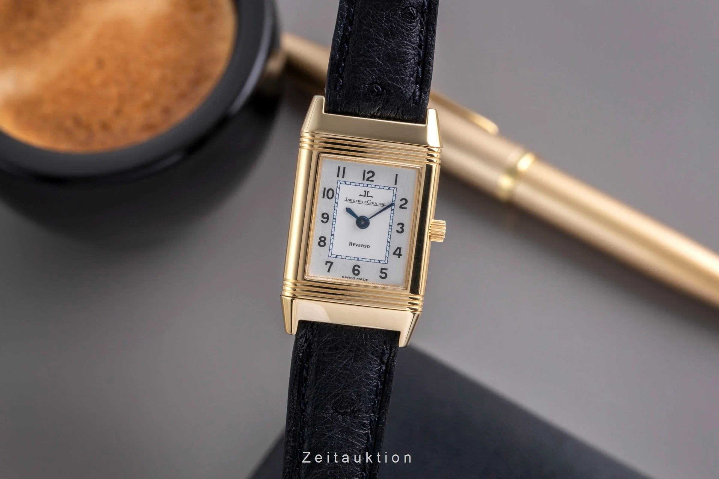 Jaeger LeCoultre Reverso 18 ct gold automatic women's watch 260.140.862  , 260.1.86  [2507509] - Image 2
