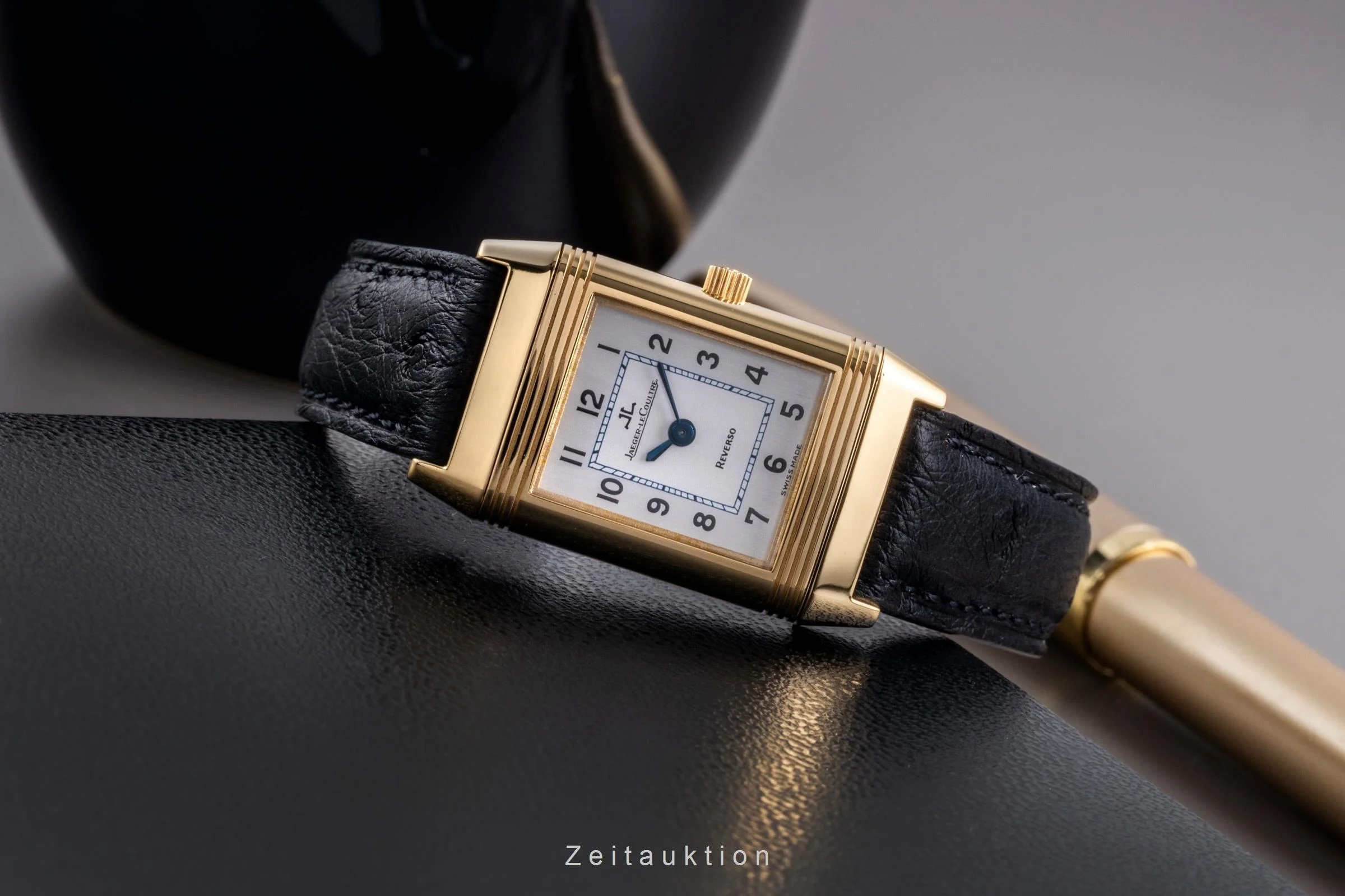 Jaeger LeCoultre Reverso 18 ct gold automatic women's watch 260.140.862  , 260.1.86  [2507509] - Image 3