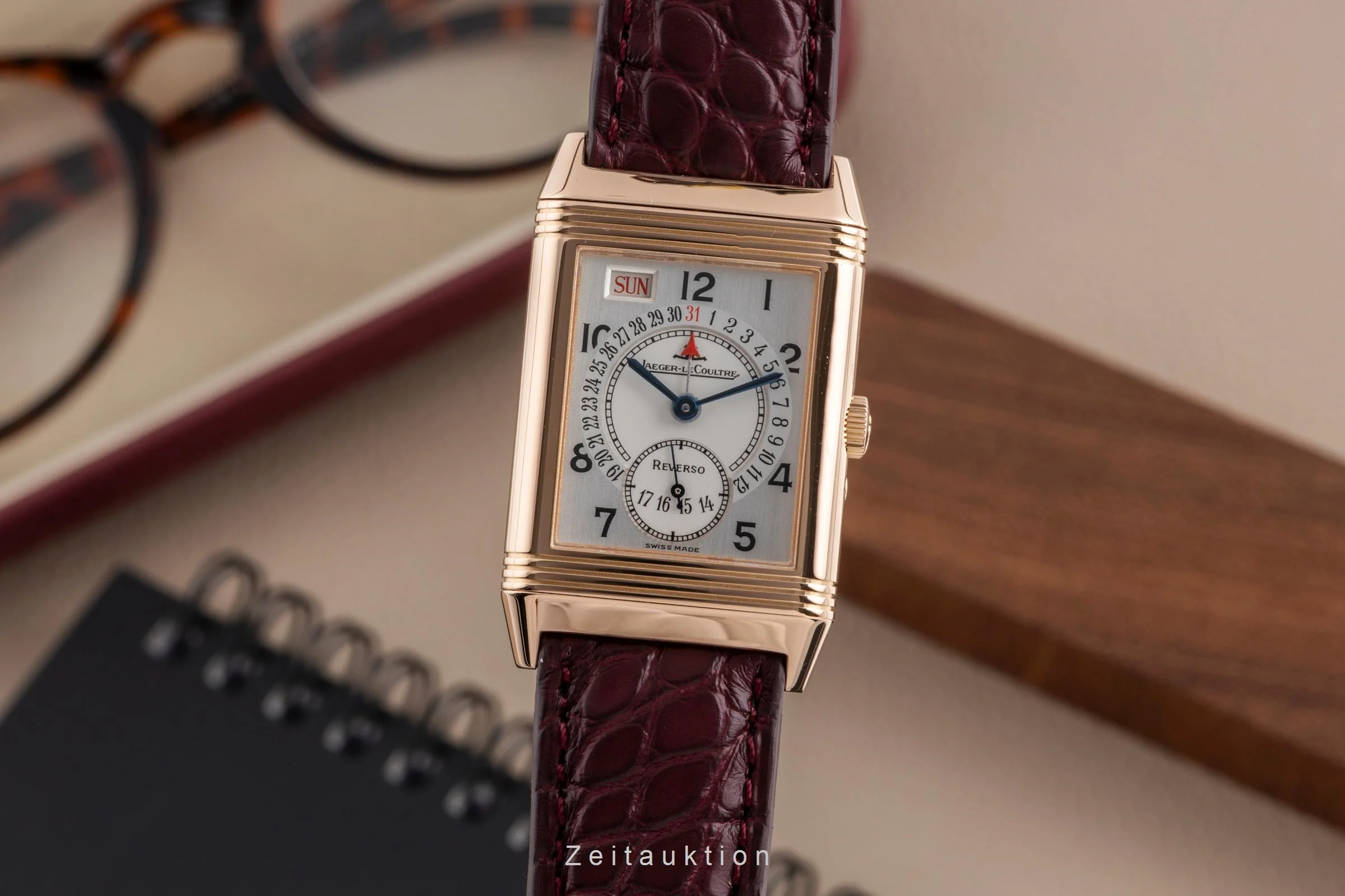 Jaeger LeCoultre Reverso 18 ct gold manual winding men's watch 270.2.36  [2502747] - Image 2