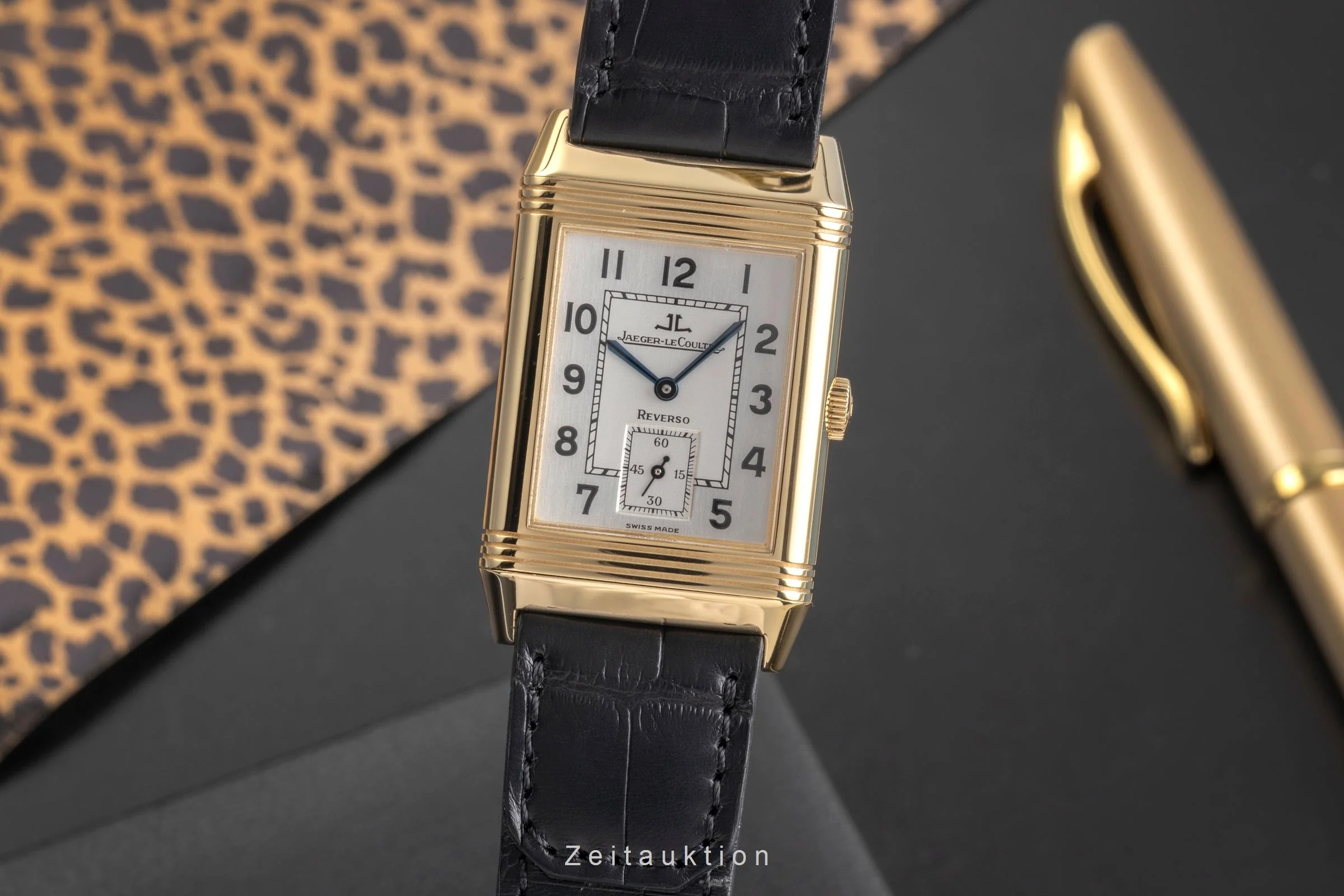 Jaeger LeCoultre Reverso 18 ct gold manual winding men's watch QA270102  270.1.62  [2502906] - Image 2