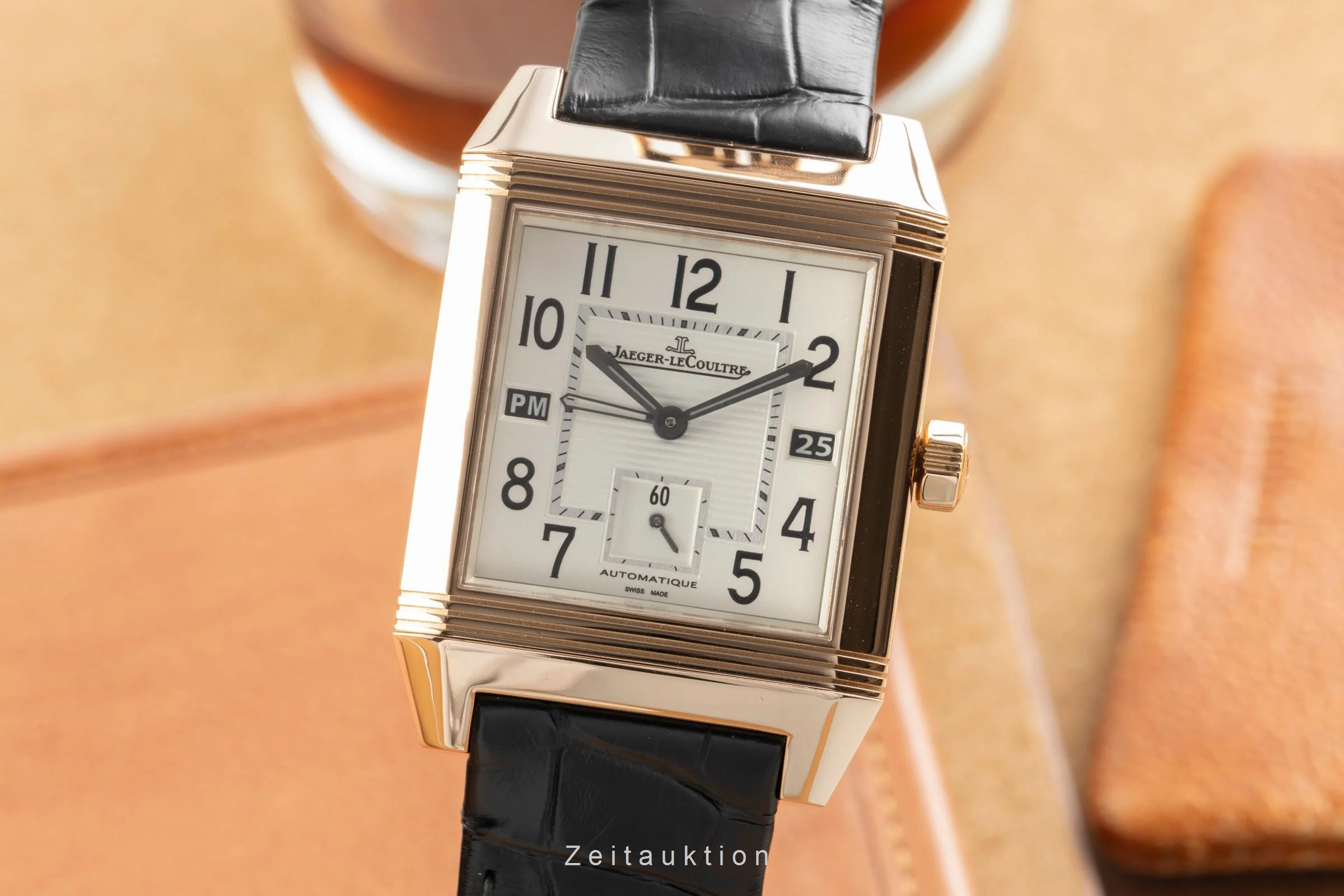 Jaeger LeCoultre Reverso 18 ct red gold automatic men's watch Q7002420  230.2.77  [2504669] - Image 2