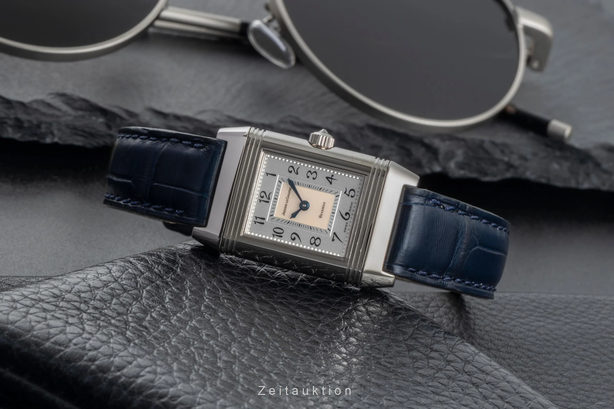 Jaeger LeCoultre Reverso 18 ct white gold manual winding women's watch Q2663420, 266.3.44  [2505442] - Image 3