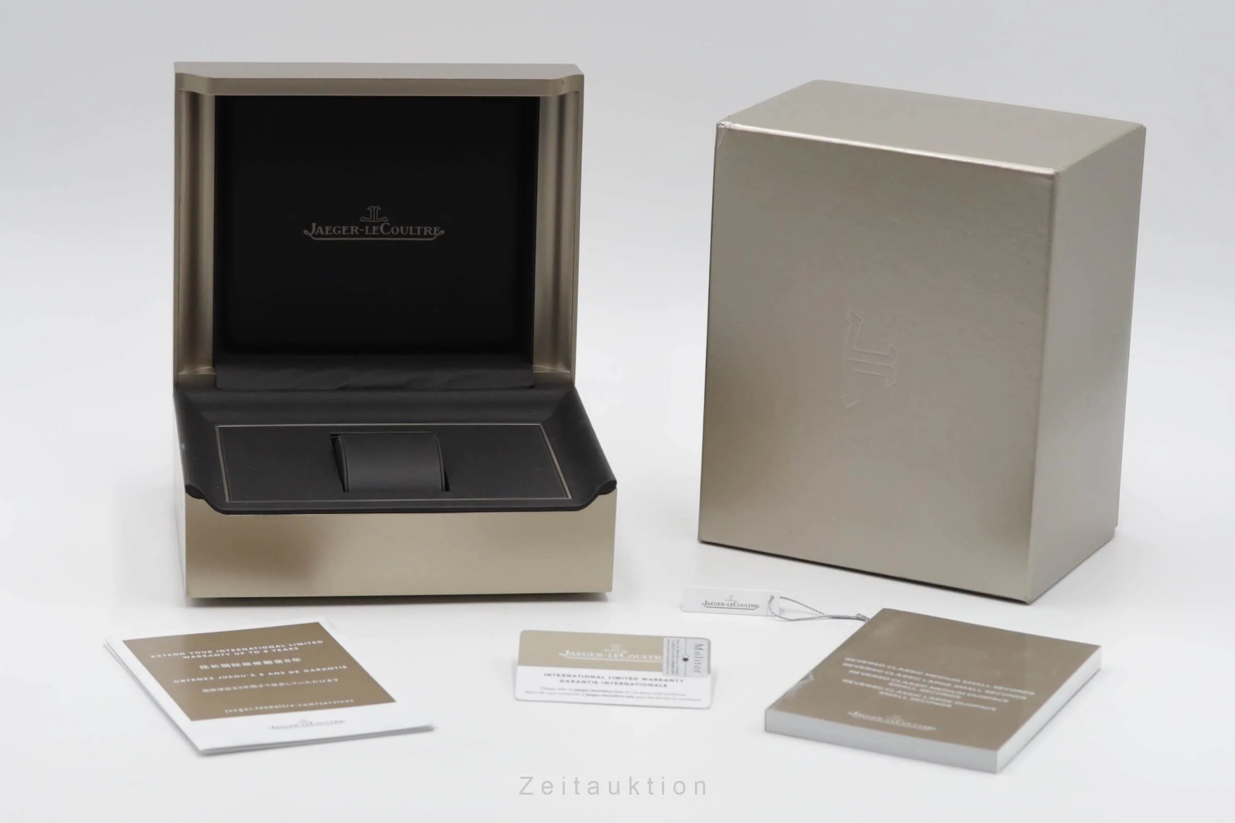 Jaeger LeCoultre Reverso steel manual winding men's watch Q2438522    213.8.62  [2500483] - Image 9