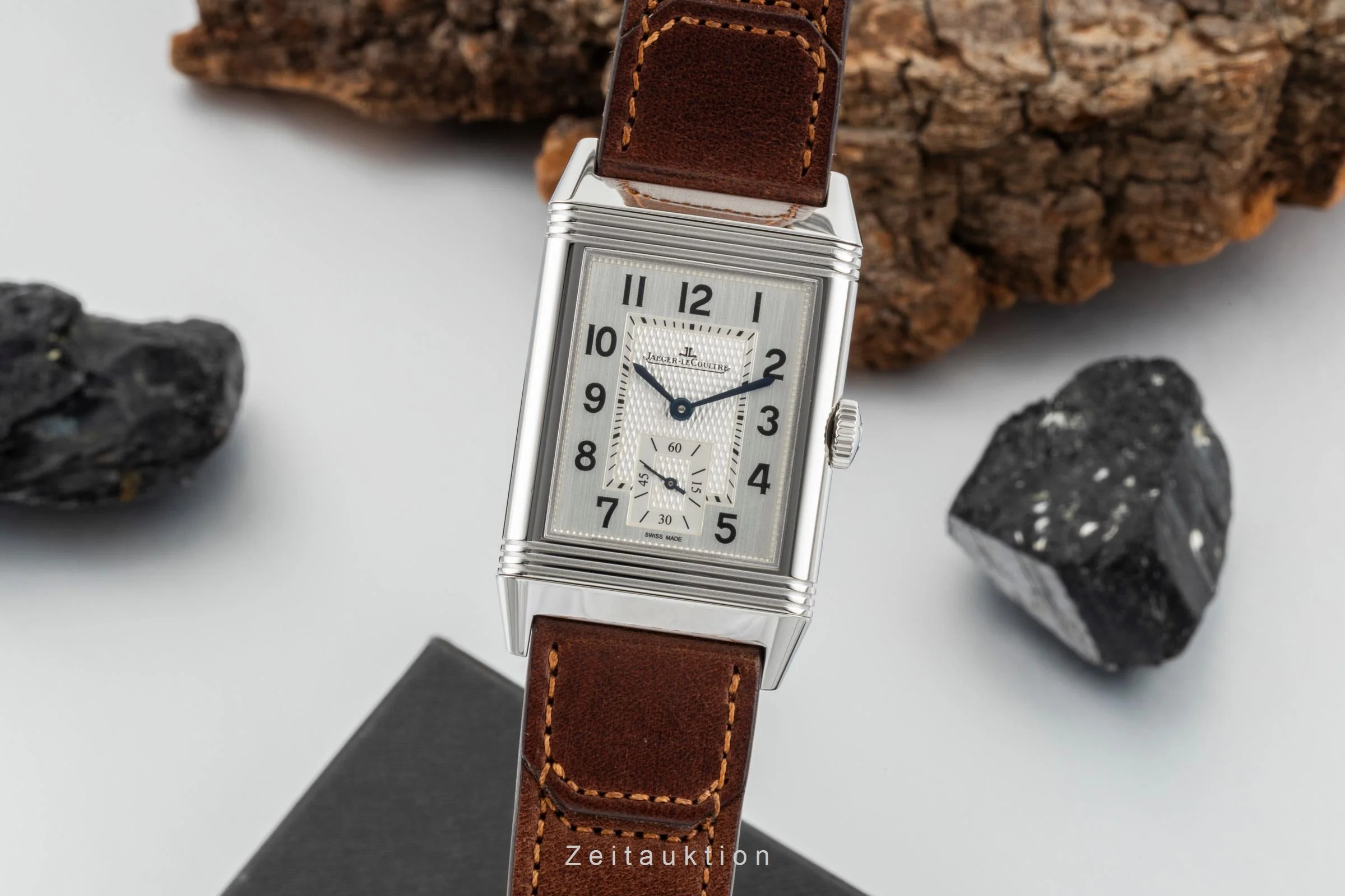 Jaeger LeCoultre Reverso steel manual winding men's watch Q3858522   214.8.62 LP: 11400EUR  [2600790] - Image 2