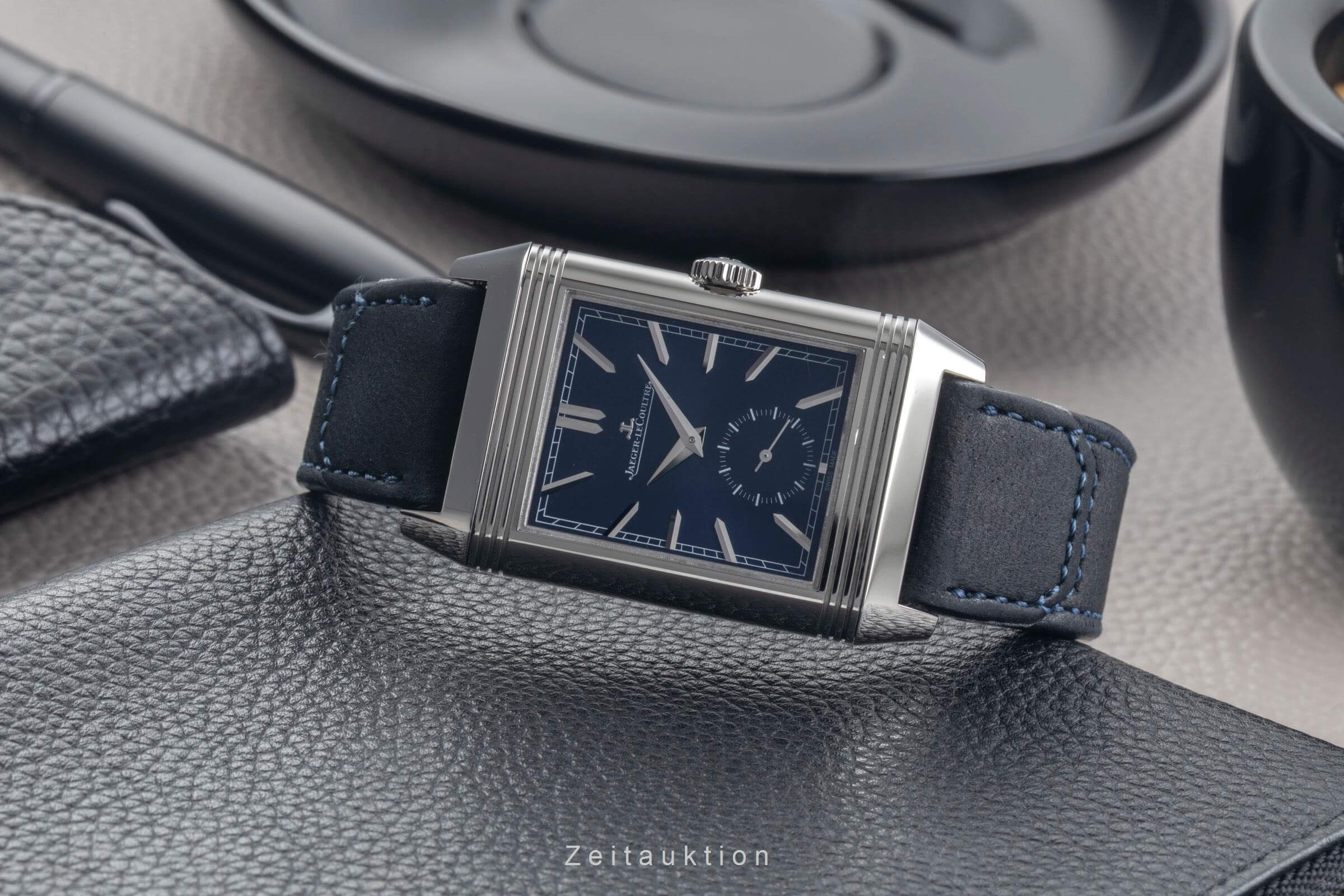 Jaeger LeCoultre Reverso steel manual winding men's watch Q3988482,  215.8.D4 LP: 14300EUR  [2500988] - Image 3