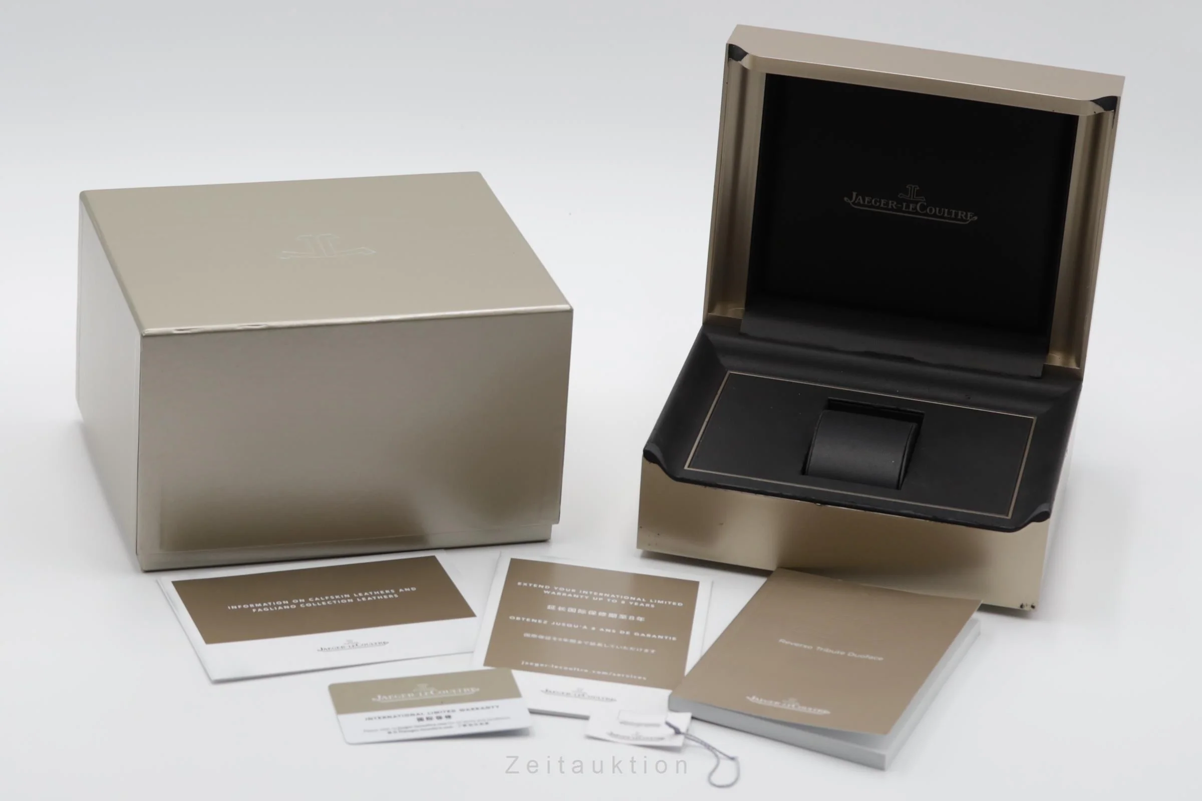 Jaeger LeCoultre Reverso steel manual winding men's watch Q3988482 LP: 14700EUR  [2502886] - Image 9