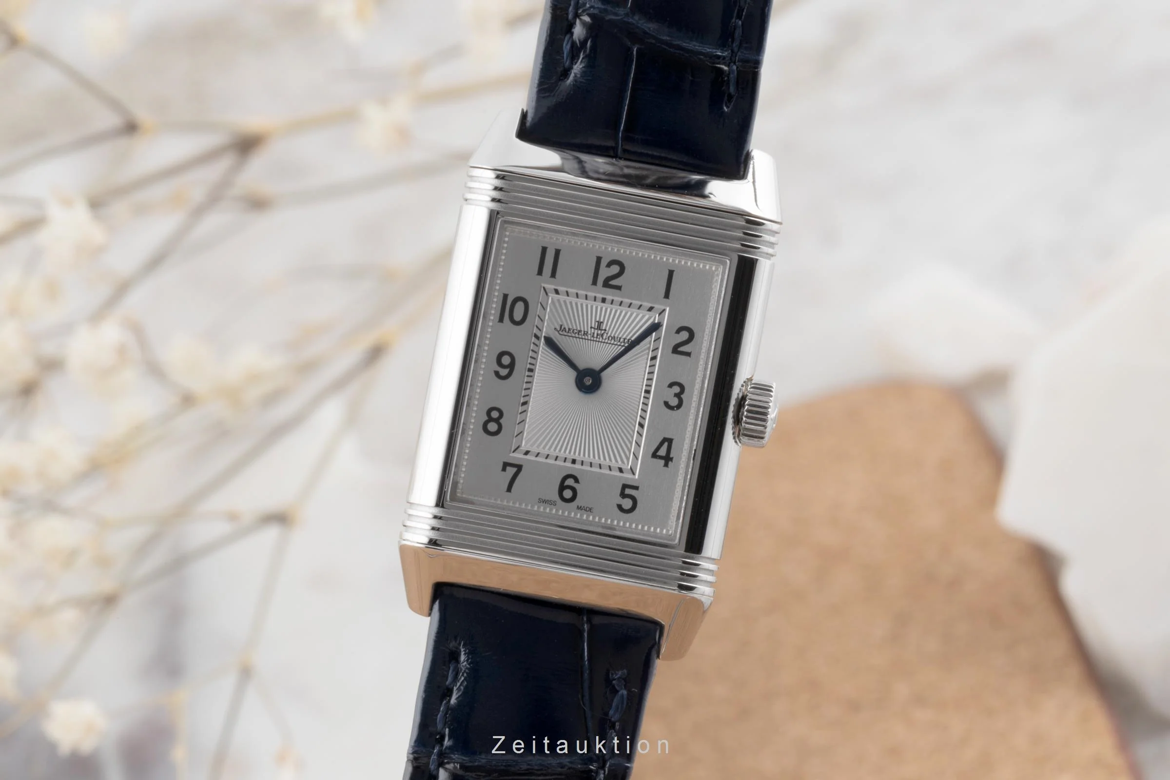 Jaeger LeCoultre Reverso steel manual winding women's watch Q2668432 , 211.8.44  [2503832] - Image 2