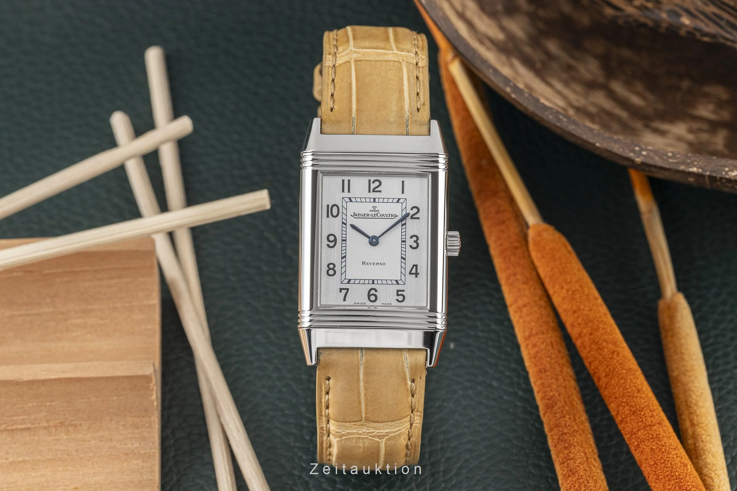 Jaeger LeCoultre Reverso steel quartz unisex Q2518110, 252.8.47  [2302516] - Image 3