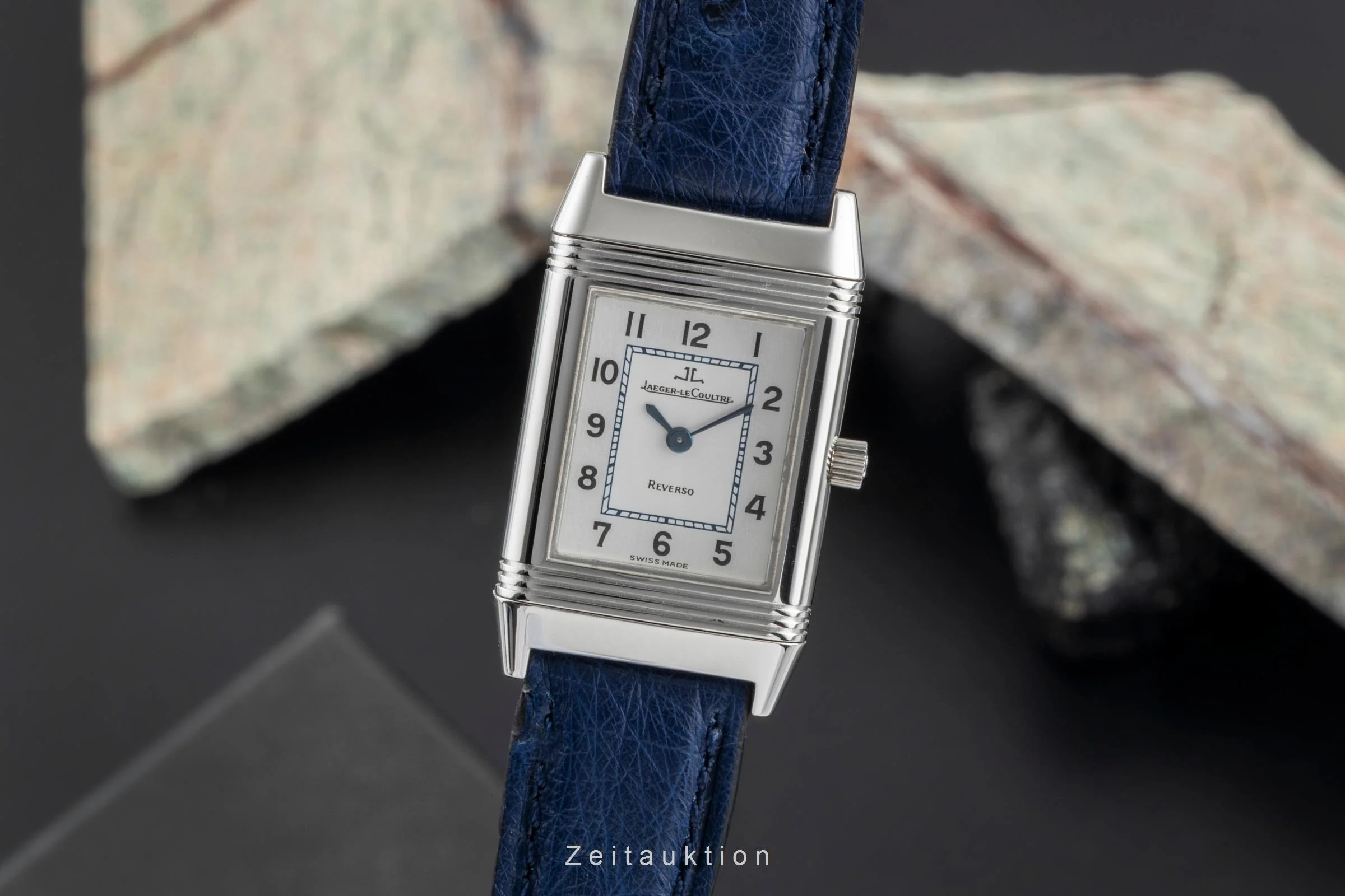 Jaeger LeCoultre Reverso steel quartz women's watch 260.8.08 LP: 5850EUR  [2506752] - Image 2
